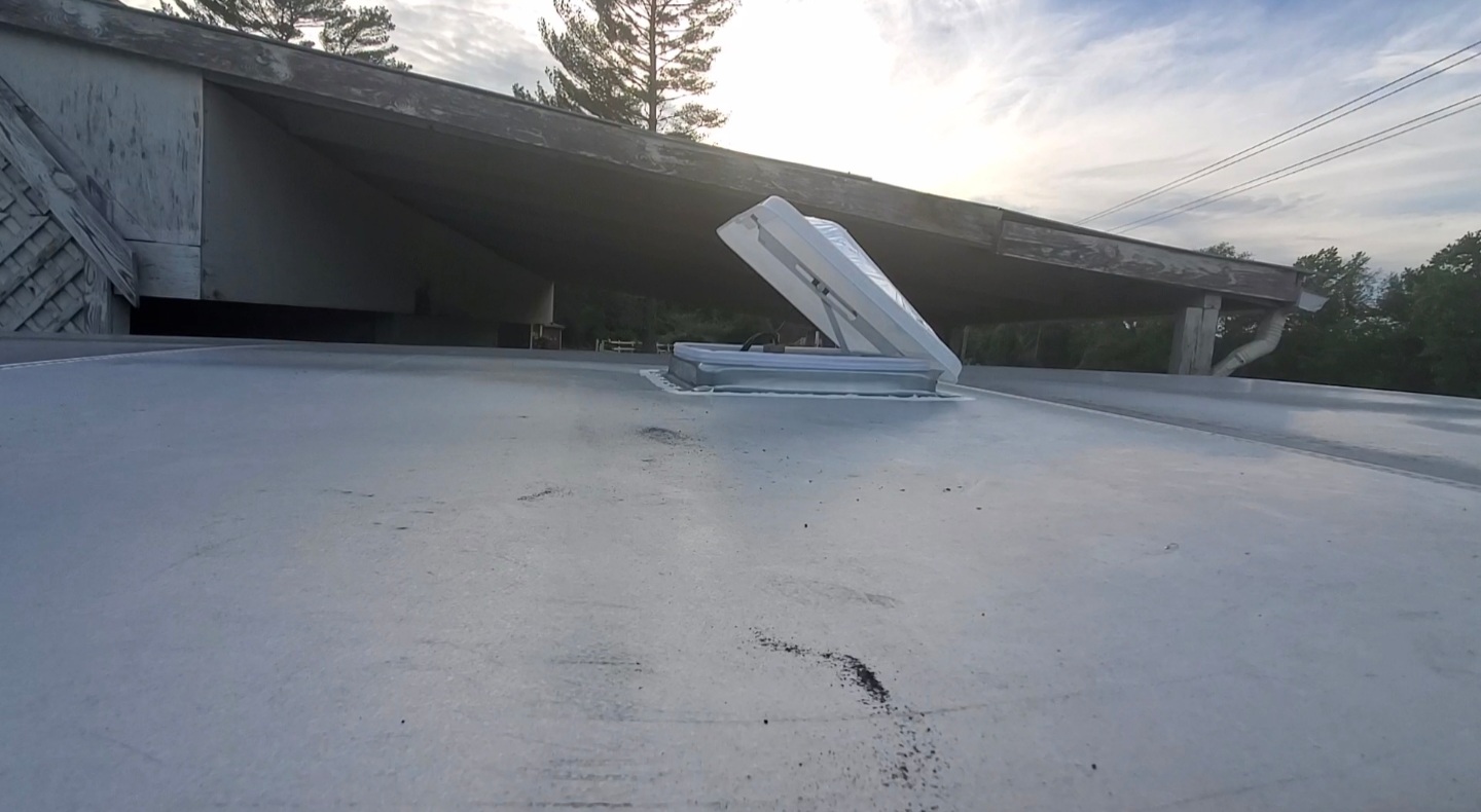 HENG'S INDUSTRIES 14