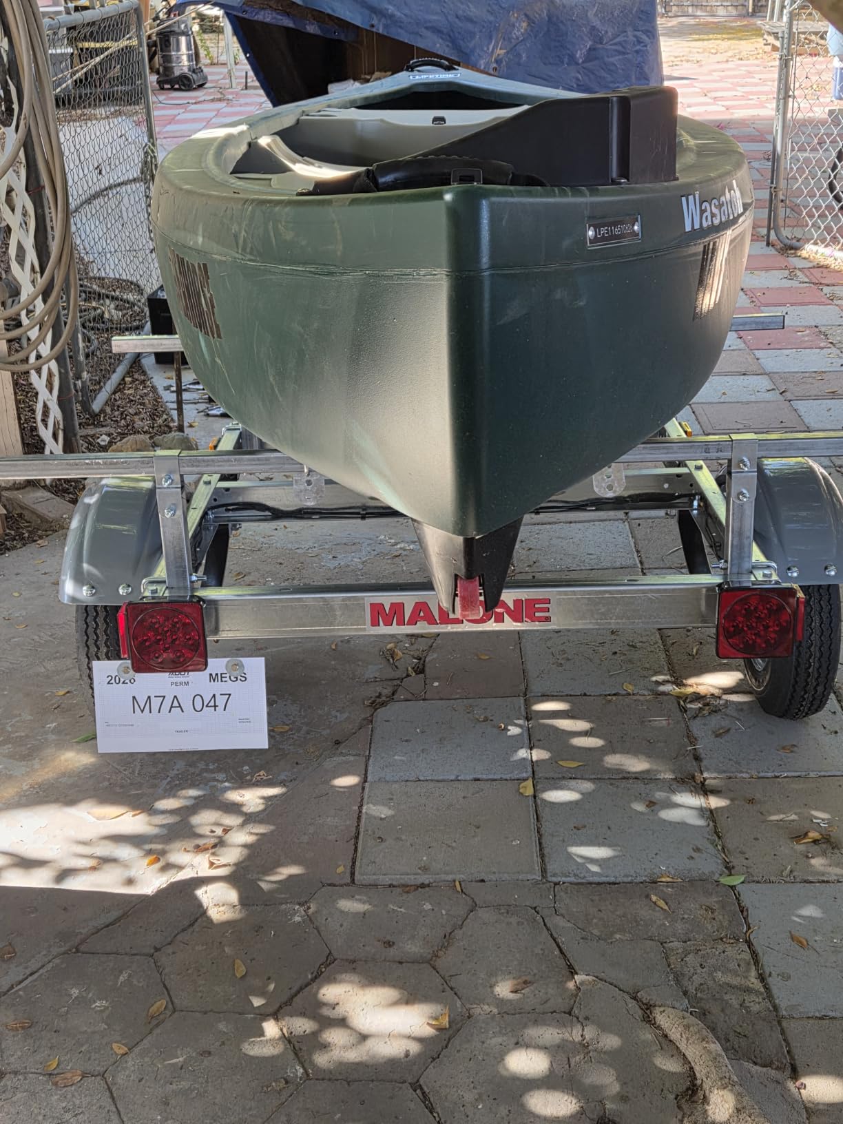 Malone MPG586XB EcoLight 1 Kayak Trailer with 1 Bunk Kayak Carrier | 14' / 400 lbs Capacity | Fully Submersible | Marine Grade Galvanized Steel Construction customer photo 2