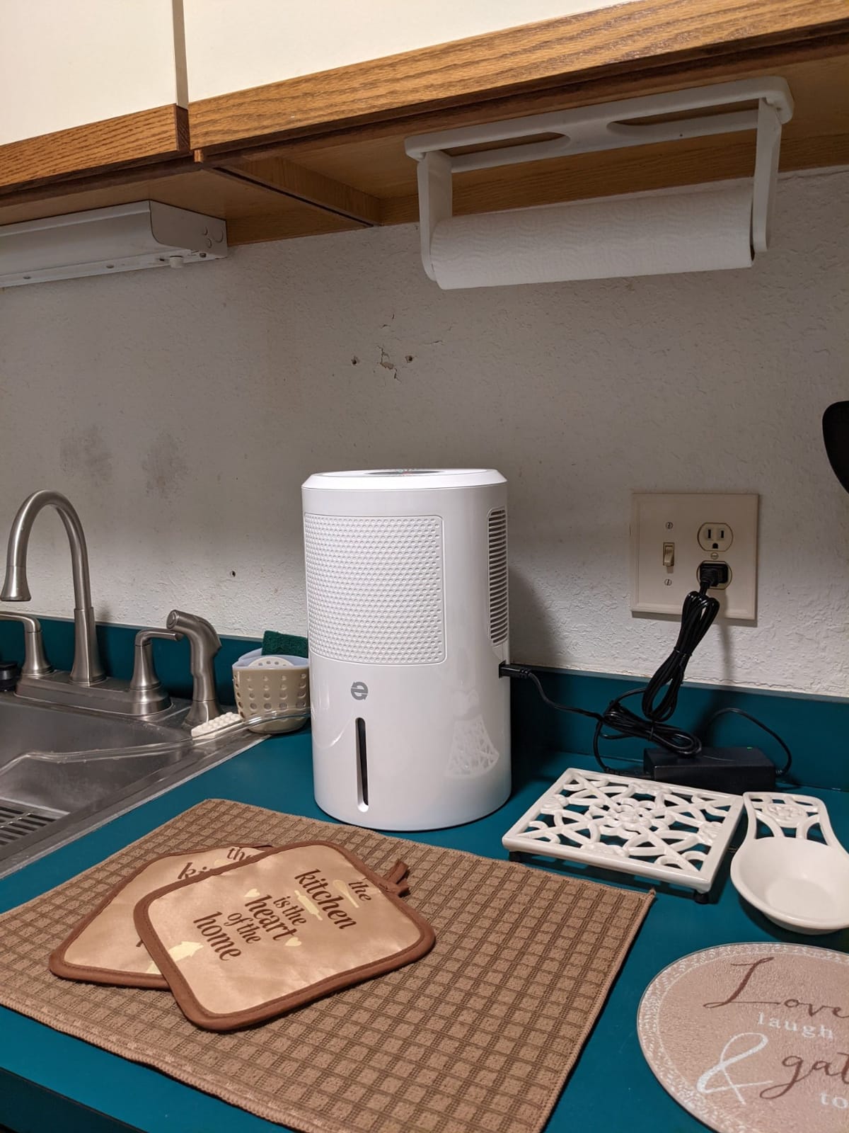 Eva-Dry EDV-2400 Electric Dehumidifier, Up to 267 Sq Ft, Humidistat | Adjustable humidistat - set target humidity, runs automatically | Drain hose included | Bedroom, bathroom, boat use customer photo 2