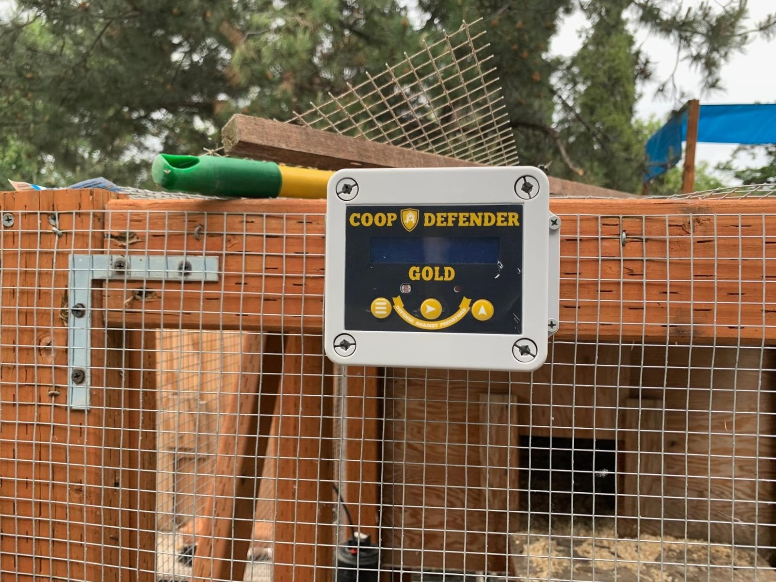 Coop Defender Gold Chicken Coop Door Automatic Opener | Timer and Light Sensor | Lifts Vertical Pop Doors Up to 2 lbs | Waterproof Indoor/Outdoor Auto Door Controller customer photo 1