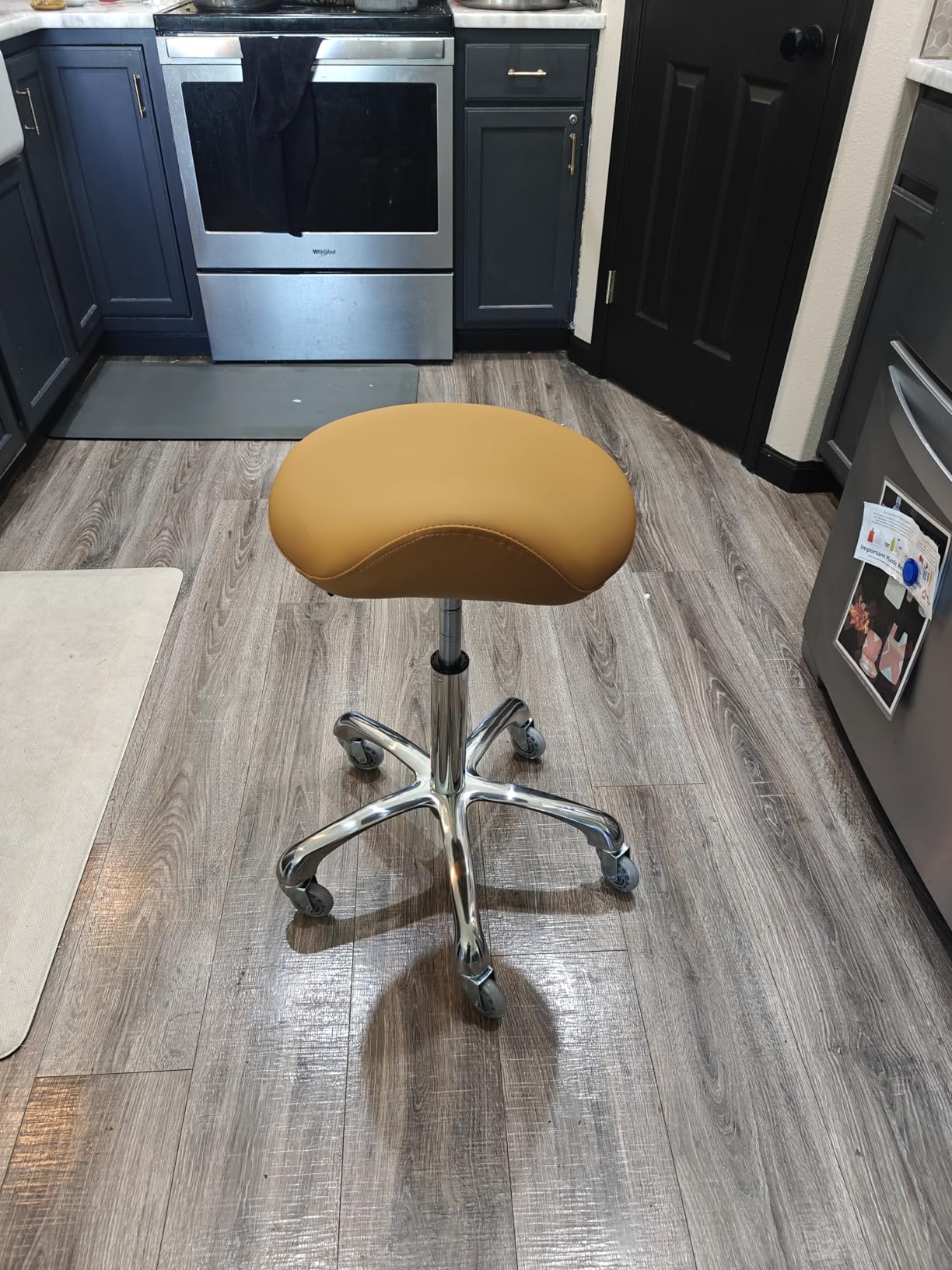 Professional Saddle Stool with Wheels Ergonomic Swivel Height Adjustable for Clinic Dentist Beauty Salon Tattoo Office (Camel) customer photo 2