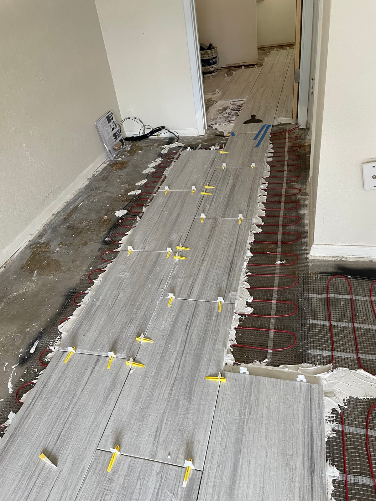 LuxHeat 20 sqft Floor Heating System, Prog Thermostat - 120V Heated Floor | 20in x 12.2ft Self-adhesive Mat, Alarm, UDG 7-Day Prog T/Stat w/ GFCI, Sensor | Radiant Floor Heat For Bathroom, Tile & More customer photo 2