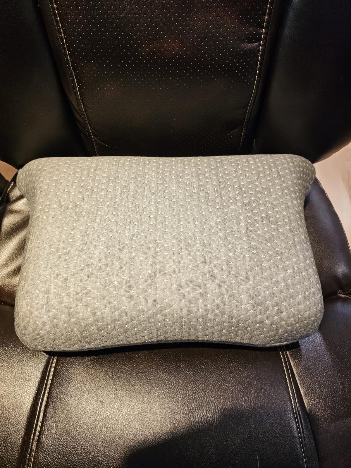 Lunderg CPAP Pillow for Side & Back Sleepers - Memory Foam with Adjustable Height - 2 Pillowcases Included (Machine Washable) - Reduce Air Leaks & Mask Pressure for Better Sleep - Works with ALL Masks customer photo 2