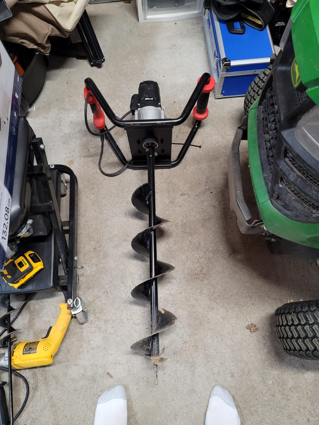 XtremepowerUS 1500W Electric Post Hole Digger Earth Auger Dig Hole Fence Post Hole Digging, Tree Planting with 6