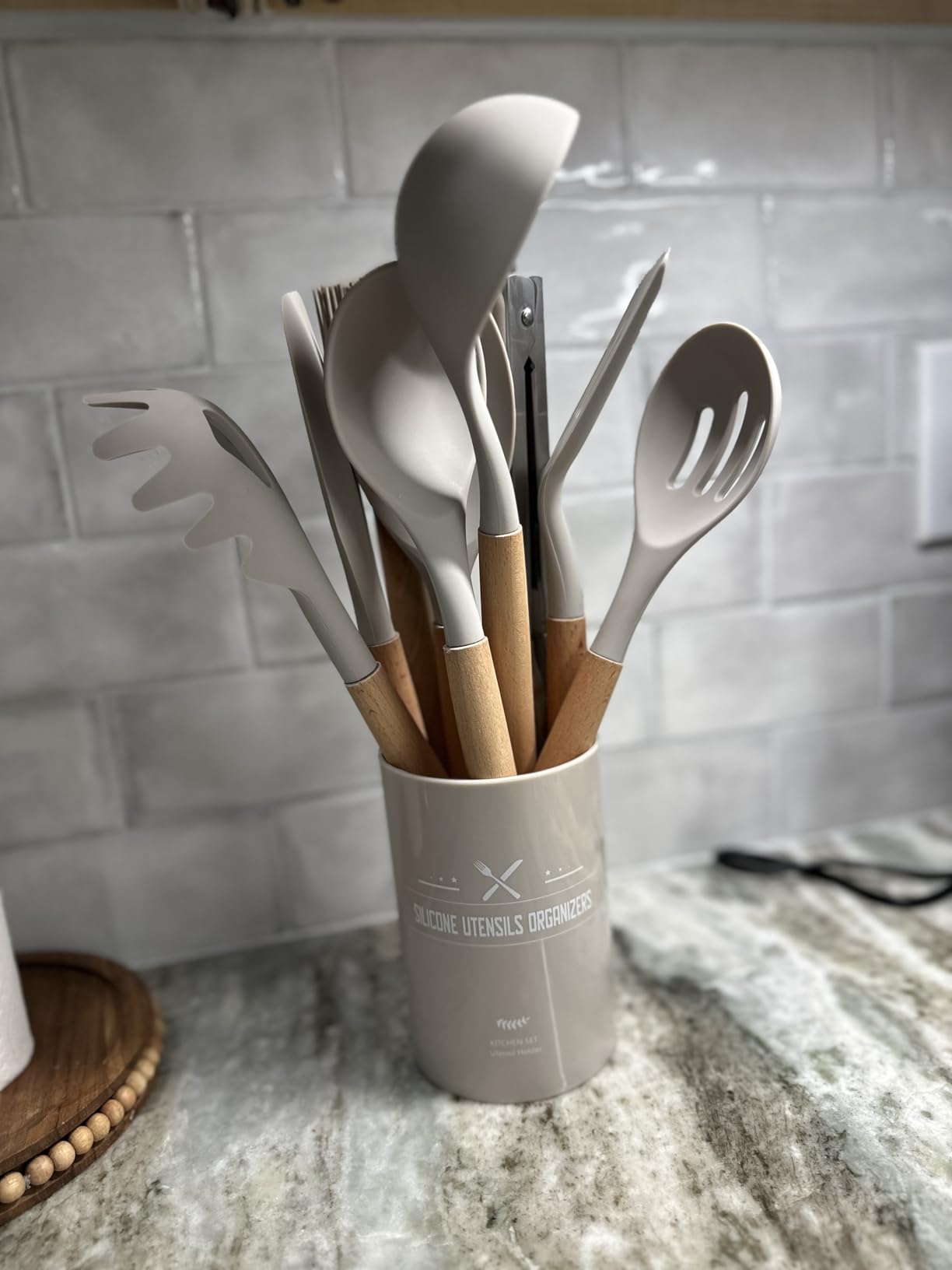 Umite Chef Kitchen Cooking Utensils Set, 33 pcs Non-Stick Silicone Cooking Kitchen Utensils Spatula Set with Holder, Wooden Handle Silicone Kitchen Gadgets Utensil Set (Khaki) customer photo 2
