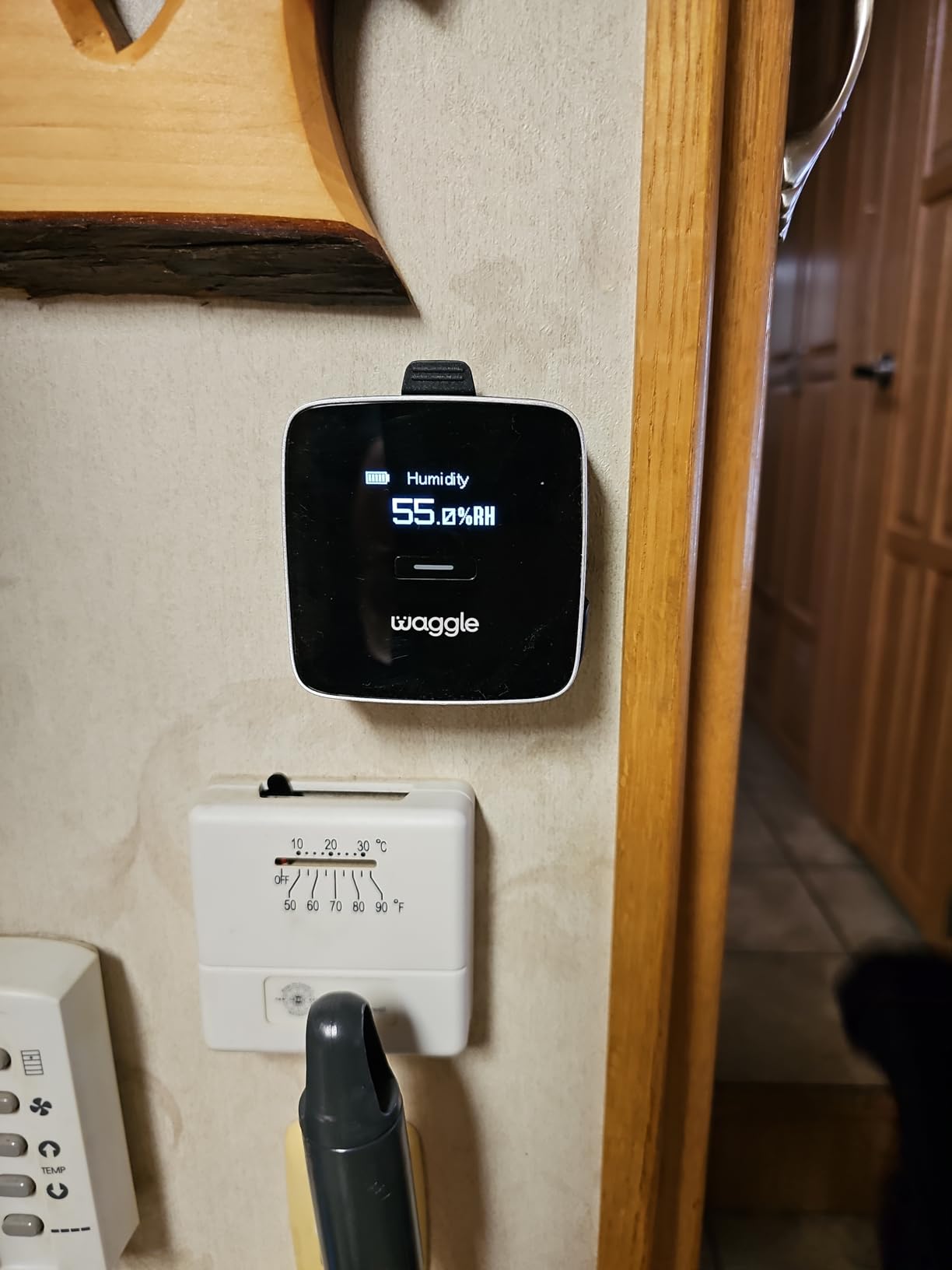 RV Pet Temperature Monitor with RVSentry Geofence Alert, Air Quality customer photo 1