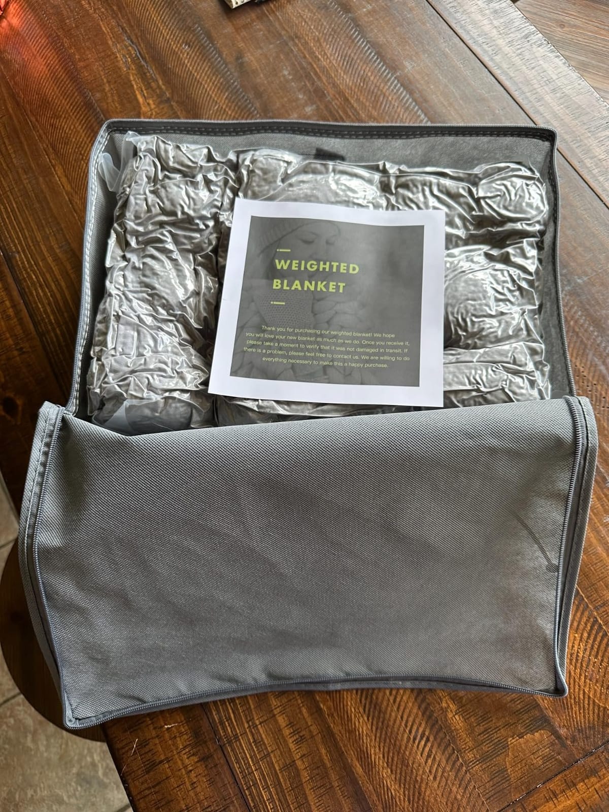 Sivio Weighted Blanket for Adult, Queen Size 15 lbs 60 x 80 Inches | Soft Warm Sherpa Fleece; Cozy Flannel Filled with Glass Beads; Machine Washable; Heavy Throw for Bed Sleep and Calm; Black customer photo 1