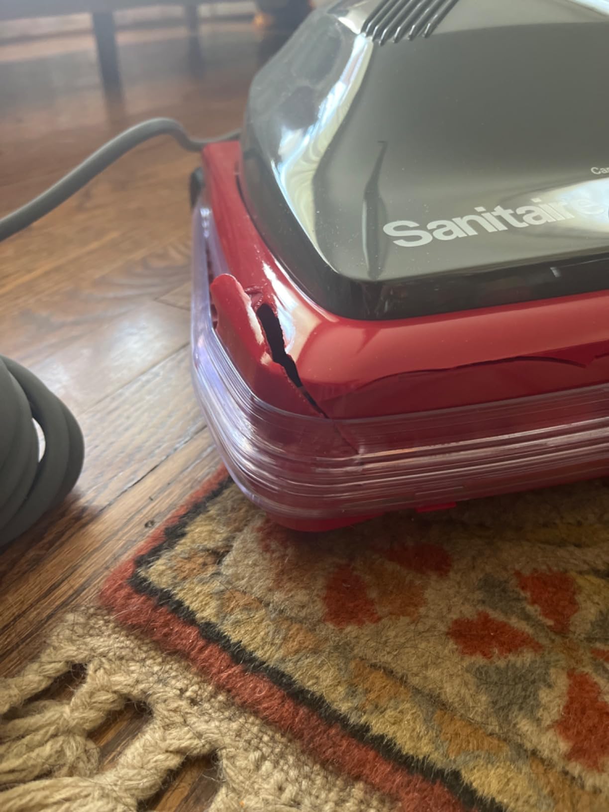 Sanitaire TRADITION Upright Commercial Bagged Vacuum, SC684G Red customer photo 2