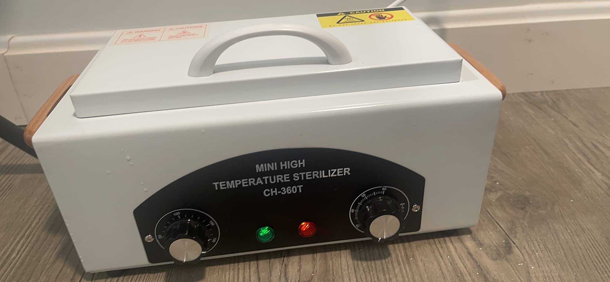 Nail Tool Cleaning Machine, 12L High Capacity Multi-Functional Nail Cleaner Box Manicure Tool Cleaning Cabinet Salon Equipment for Spa Beauty Home Metal Tools With Replaceable Lamp customer photo 1