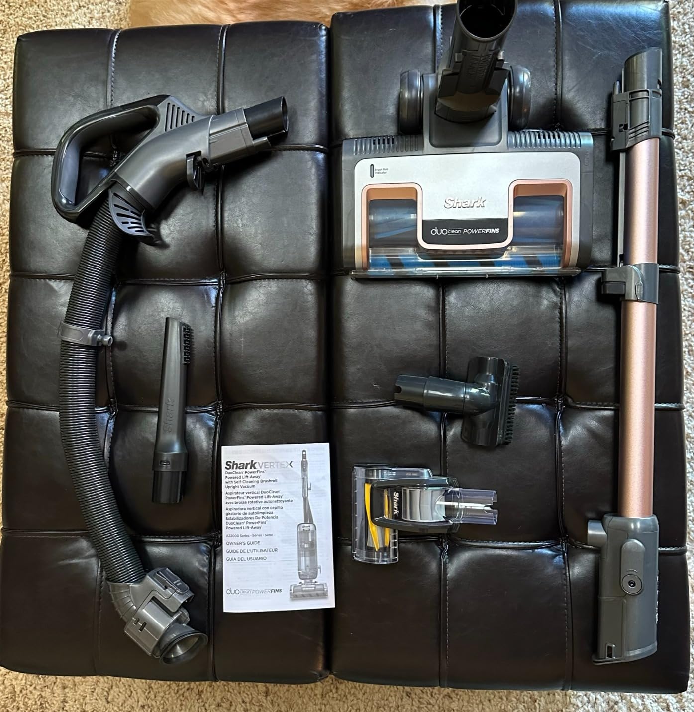 Shark AZ2002 Vertex Powered Lift-Away Upright Vacuum with DuoClean PowerFins, Self-Cleaning Brushroll, Large Dust Cup, Pet Crevice Tool, Dusting Brush & Power Brush, Silver/Rose Gold customer photo 2