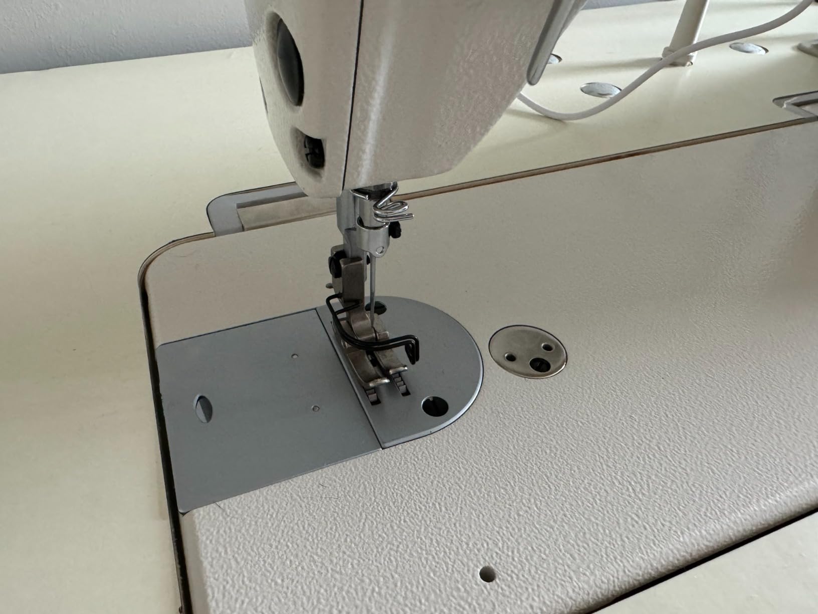 Juki Heavy Material Industrial Straight Stitch Sewing Machine, Table & Servo Motor Assembly Required customer photo 2