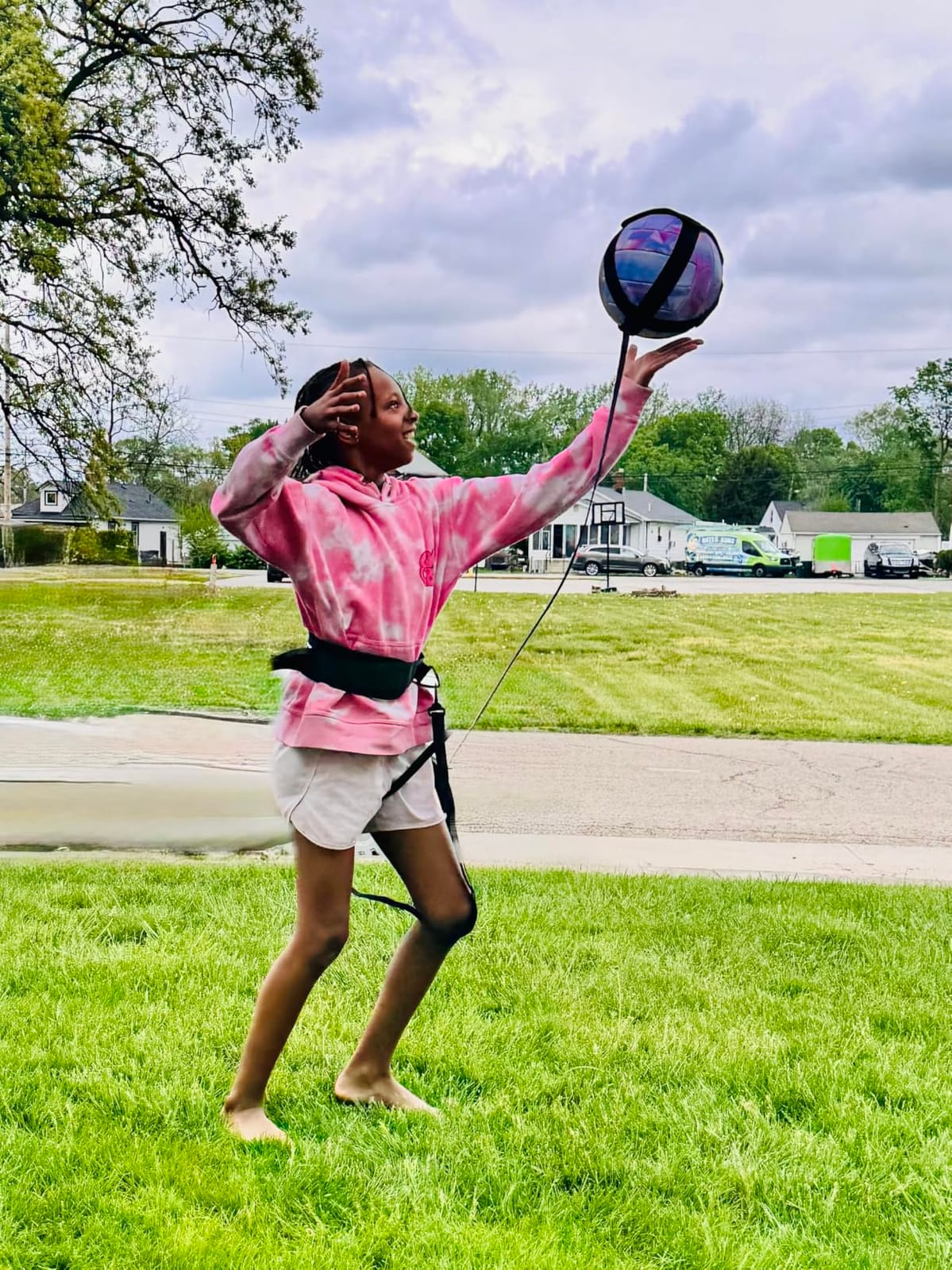 OVANTO Volleyball Training Equipment Kit | Adjustable Practice Hitting Rebounder, Ultra-Stretch Neoprene, Exclusive Elastic Cords, Premium Content customer photo 2