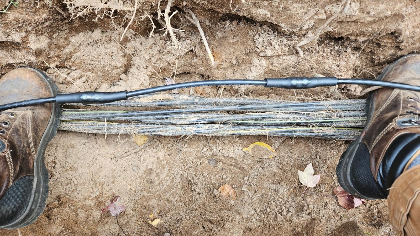 TEMPO Communications PE2003-G Pulser Ground Fault Locator, Underground Wire Break Locator, High-Voltage Signal, A-Frame Receiver, Underground Wire Locator customer photo 2