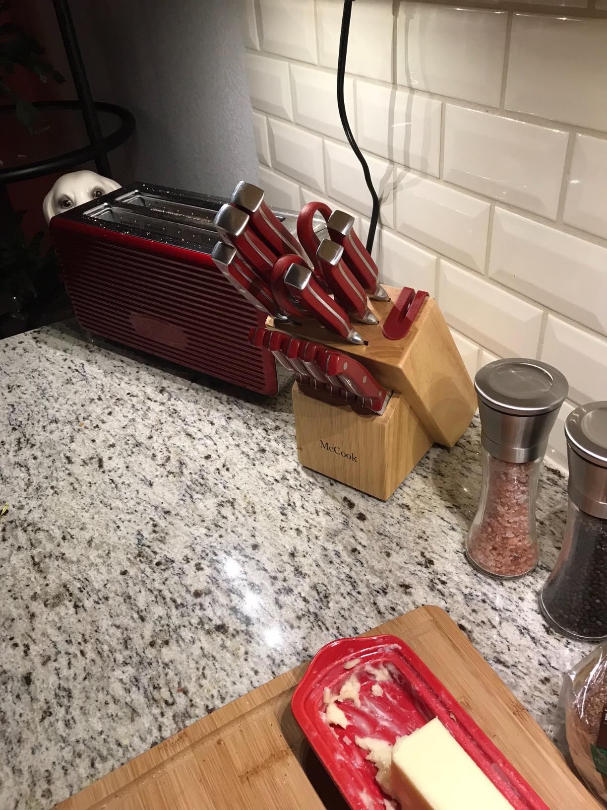 McCook Kitchen Knife Set 15PC Knife Block Set w Built-in Sharpener | German Forged Stainless Steel,Razor Sharp,Non-Stick&Anti-Rust,Triple Rivet,Ergonomic Handles,Full Tang,Gift Box customer photo 1