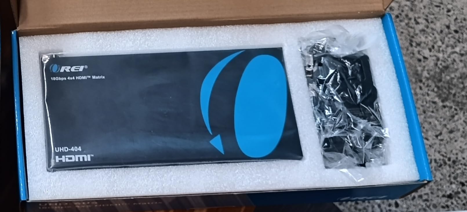 OREI 4x4 HDMI Matrix Switch customer photo 1