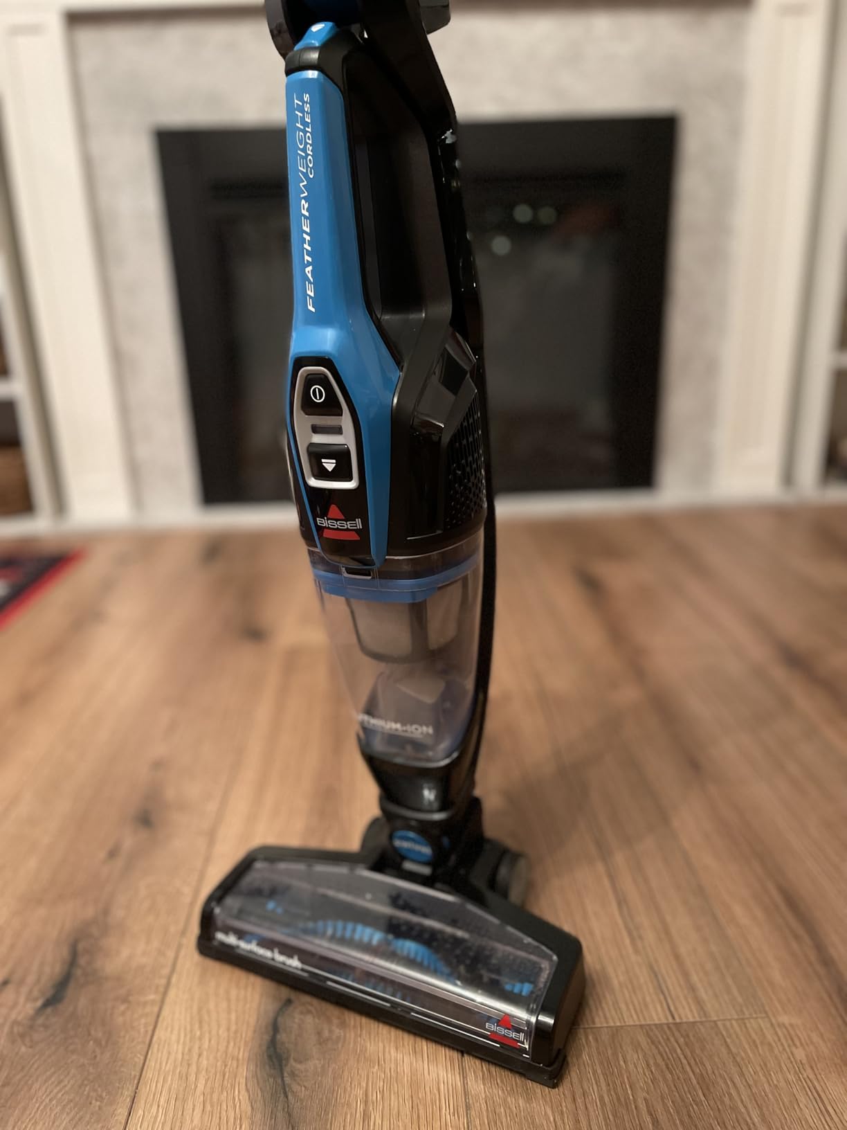 Bissell, 3061 Featherweight Cordless Stick Vacuum, Self-Standing, Electric Blue, Black customer photo 1