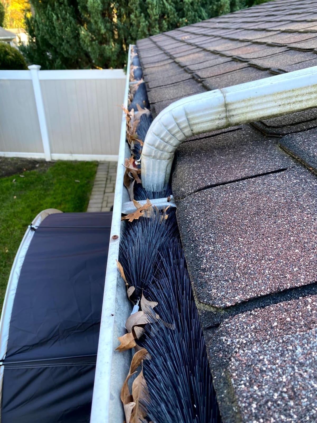 10 Pack Gutter Brush Leaf Guard for 5 Inch Gutters 32ft 4.33