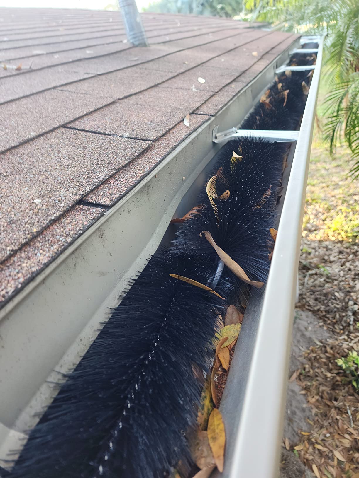 10 Pack Gutter Brush Leaf Guard for 5 Inch Gutters 32ft 4.33