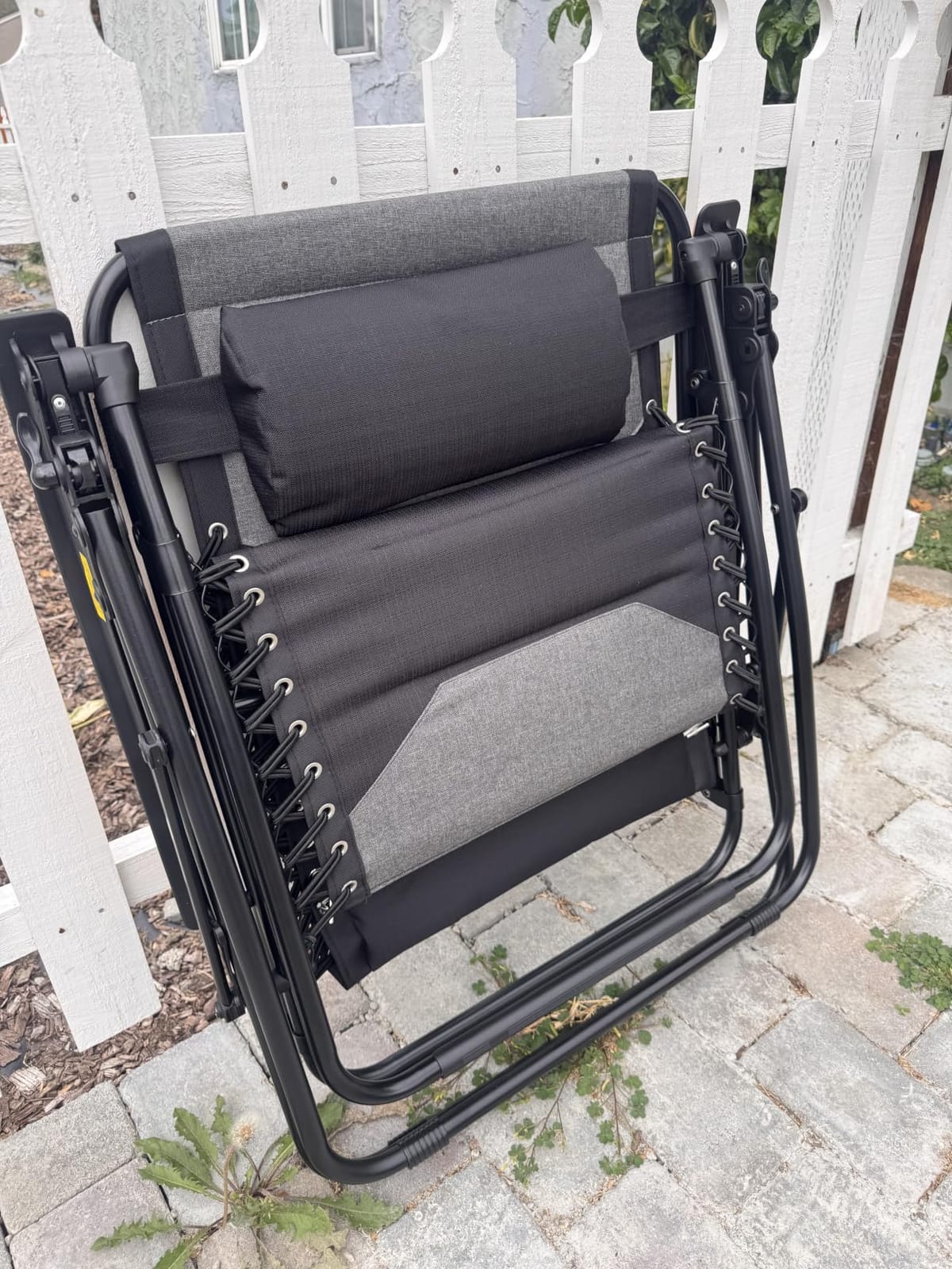 PHI VILLA XXL Padded Zero Gravity Chair, Cup Holder, Black | Foldable Patio Recliner, 30