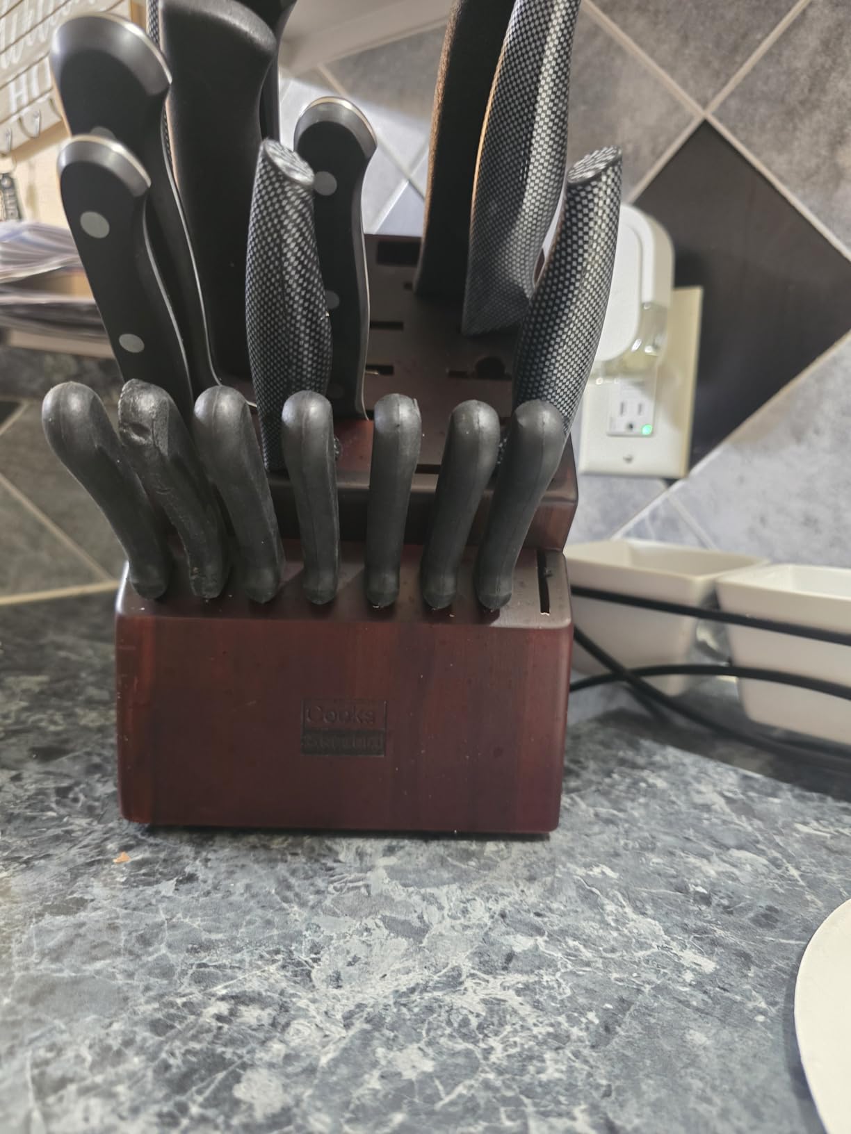 Cooks Standard Cutlery Block Holder without Knives, X-Large Universal Countertop Butcher Block Kitchen Knife Stand, Natural Acacia Wood, 25 Slot customer photo 2