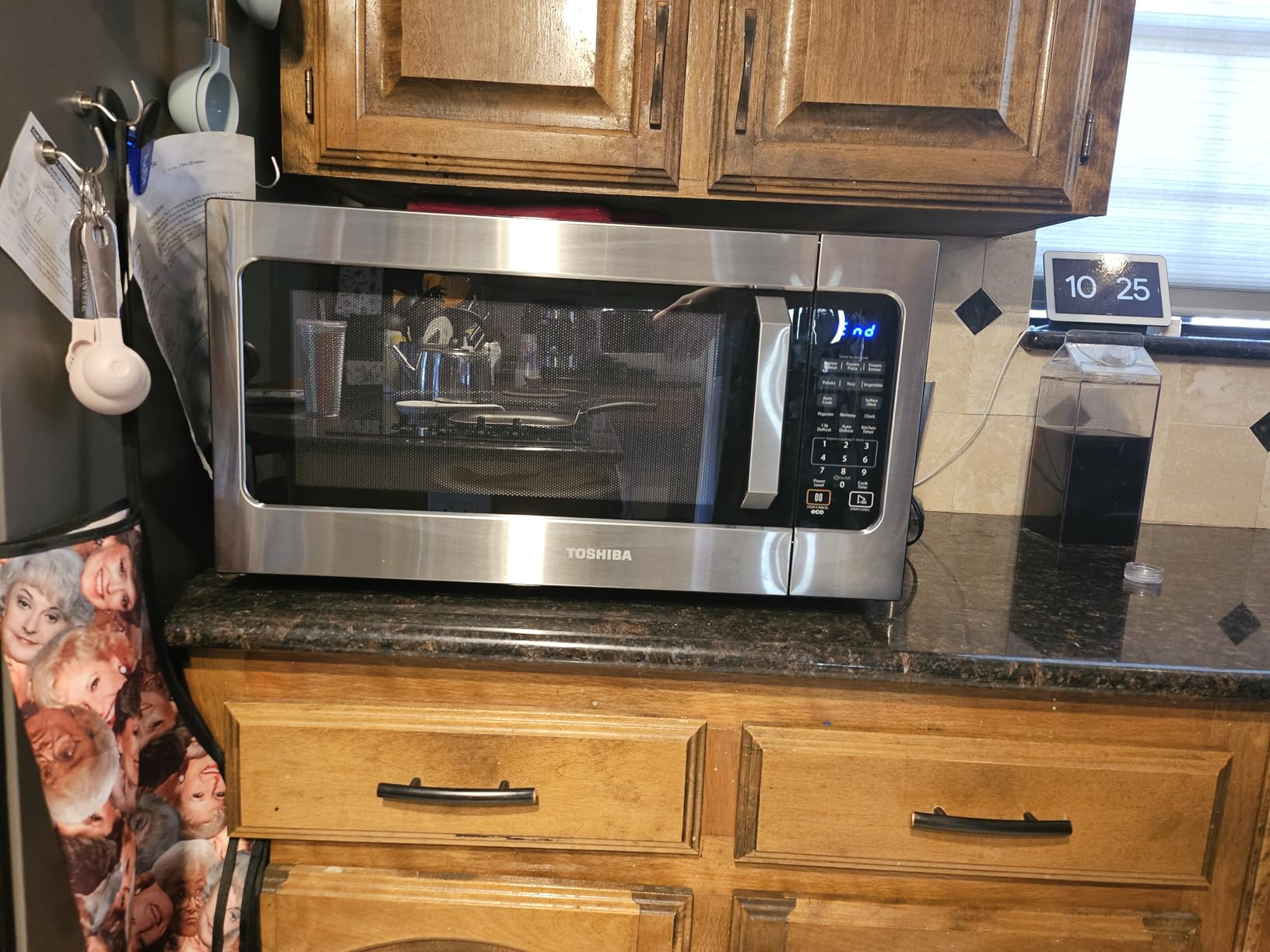 TOSHIBA Large Countertop Microwave Oven with Smart Sensor, 2.2 Cu.Ft, 1200W customer photo 1