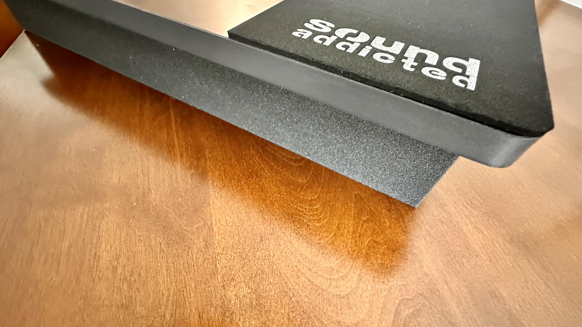 Sound Addicted VibeBoss P10 - Acoustic Isolation Platform Suitable for 8-10 inches Subwoofers (13.7'' x 15.7'' x 2.5'') customer photo 2