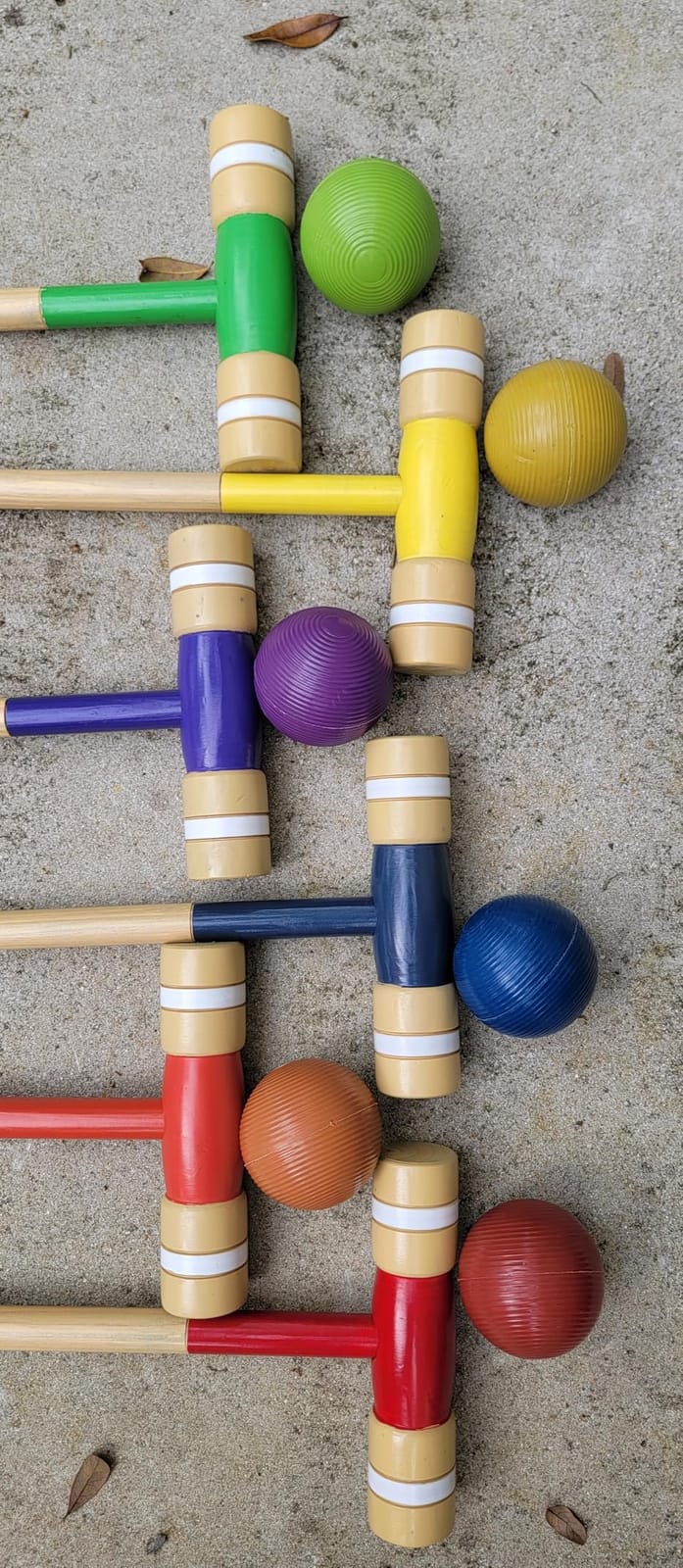 SpeedArmis 8 Players Croquet Set with 32In Regulation | 28In Standard Size Rubber Wood Mallets, Colored PE Ball, Wickets, 21In End Stakes - Lawn Backyard Game Kit for Teens/Adults/Family customer photo 2