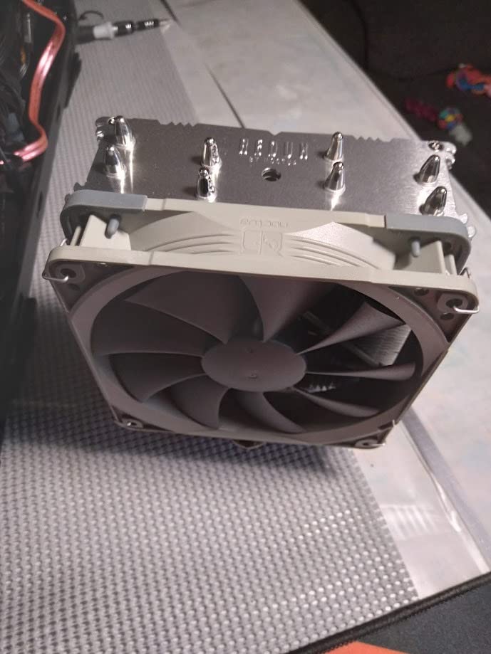 Noctua NH-U12S Redux, Quiet High-Performance Single Tower CPU Cooler | 158mm Height, Low-Noise Cooling, 5 Heatpipes, For Intel & AMD, 120mm Fan, 100% RAM Compatibility customer photo 2