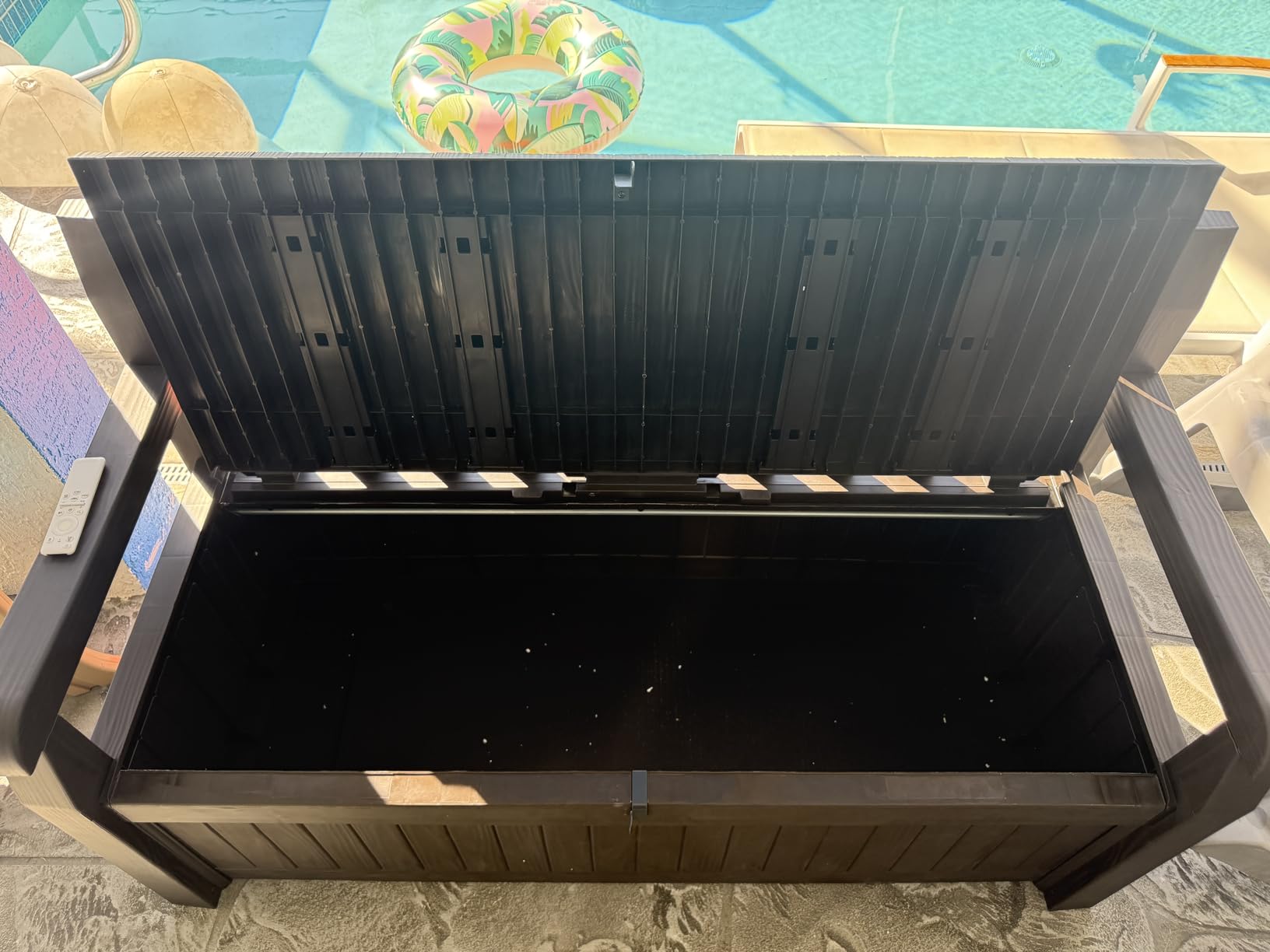 Keter Solana 70 Gal Outdoor Storage Bench for Patio and Pool Accessories | Brown, Resin, Seating, Weatherproof, Lockable, Durable, Easy Assembly, Organization, Patio Cushions Storage, Garden Tools customer photo 1