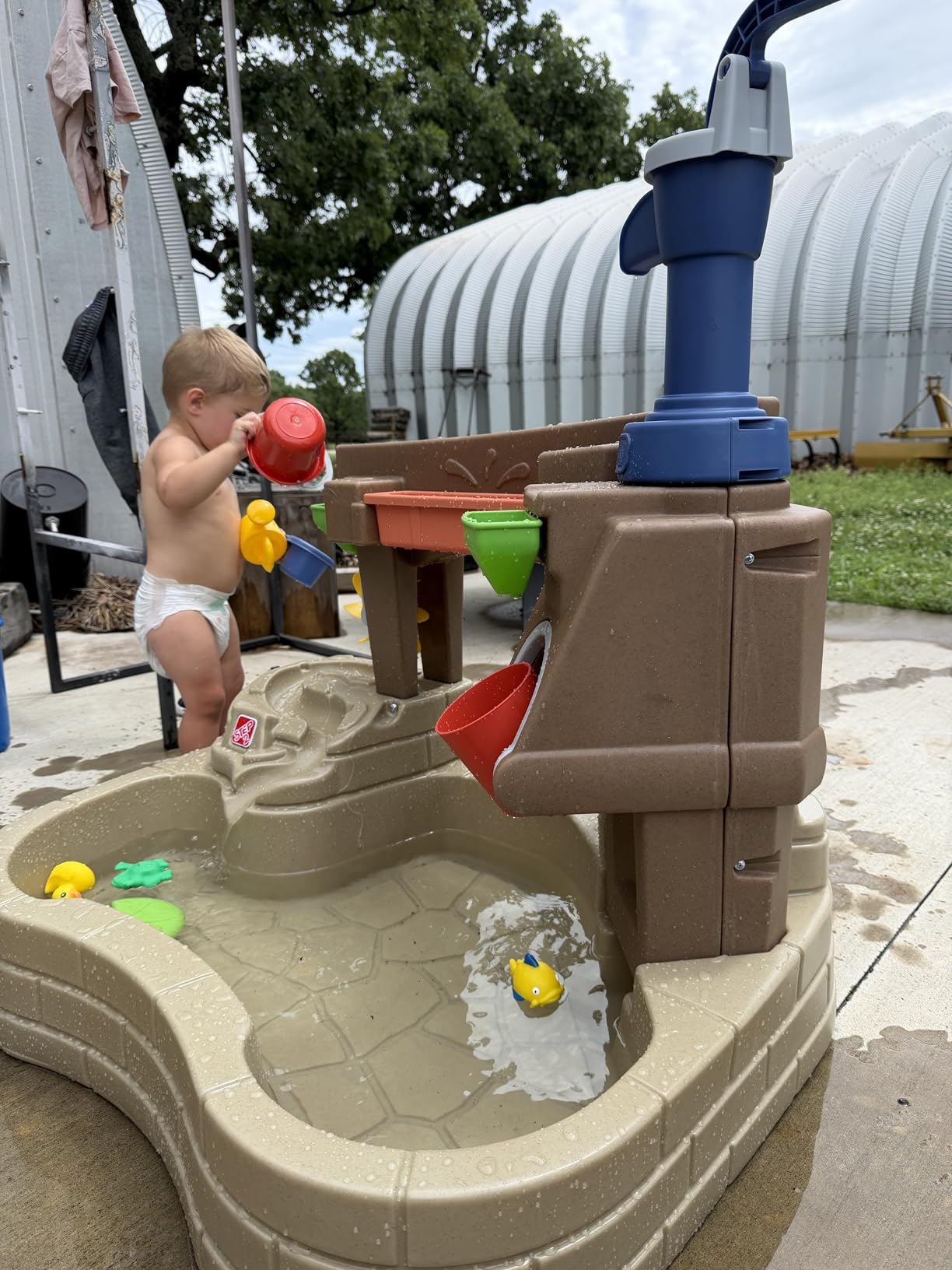 Step 2 Pump & Splash Discovery Pond Water Table, Kids Water Sensory Activity Pool, Summer Outdoor Toys, 10 Piece Toy Accessories, For Toddlers 2+ Years Old customer photo 2