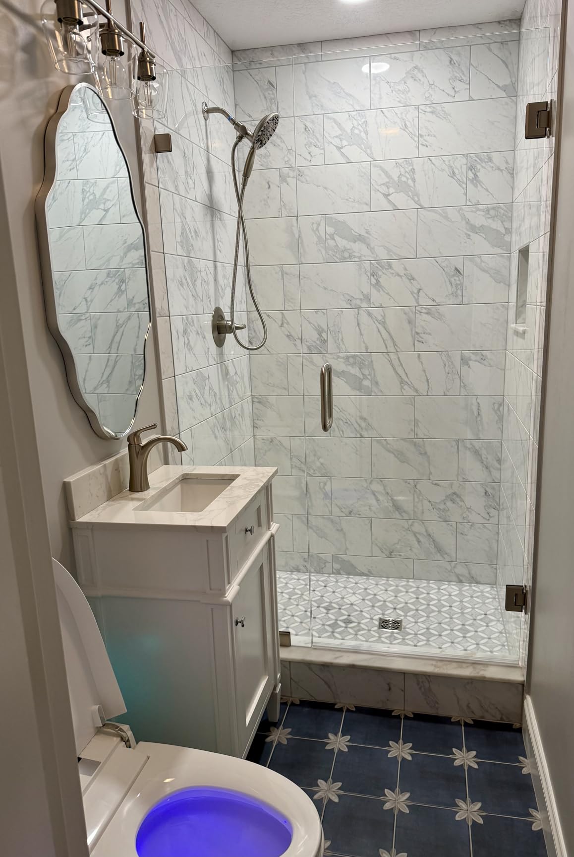 Delta Arvo 14 Series Brushed Gold Shower Faucet Set with In2ition 2-in-1 Dual Shower Head with HandHeld Spray Combo, Valve Trim Kit, Champagne Bronze 142840-CZ-I (Valve Included) customer photo 1