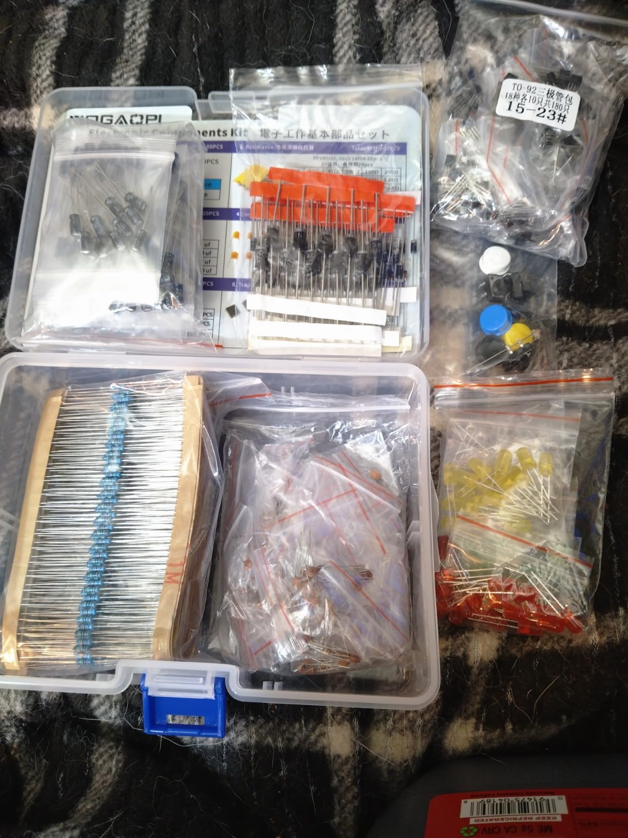 Electronic Component Kit Total 1390 Pcs, LED Diodes | Metal Film Resistors, Electrolytic Capacitor Package, Common Diodes, Ceramic Capacitors, Common Transistor Assortment Box customer photo 1