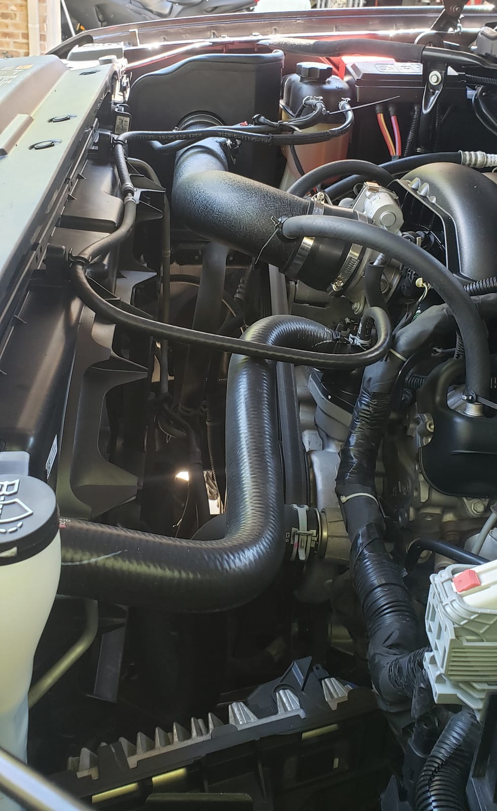 3.5 Inch Cold Air Intake Kit W/ + Heat Shield High Performance for Chevy Silverado 1500/GMC Sierra 1500 5.3L/6.2L 2014-2018;Fit for Cadillac Escalade 6.2L 2015-2020 (Black & Red) customer photo 1
