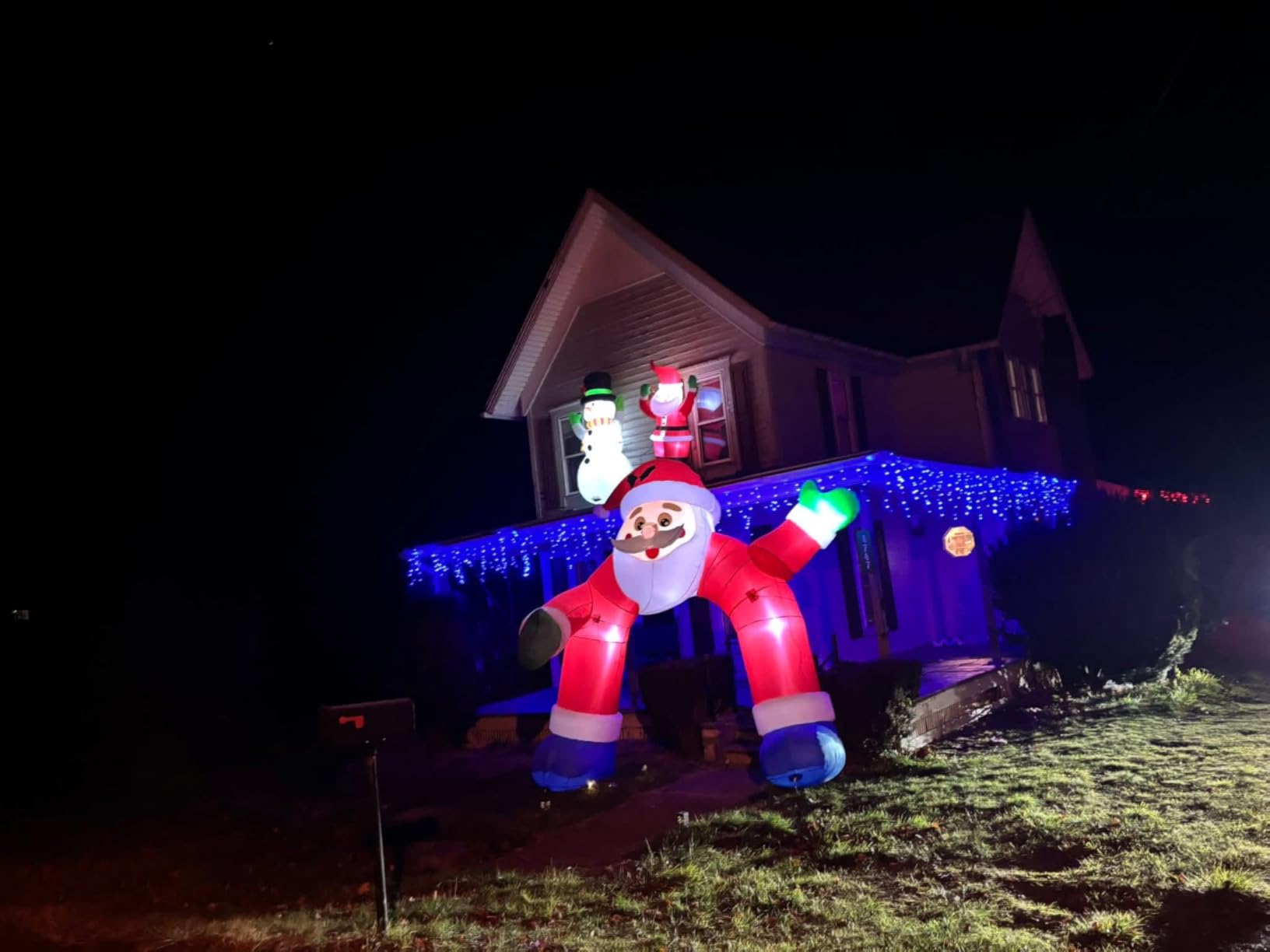 FunFanso 7 FT Christmas Inflatables Snowman Outdoor Decorations, Giant Blow up Snow Man Yard Decor Built-in Bright LED Light Wear Magic Hat, Weatherproof Holiday for Garden Patio Lawn Party Xmas Gifts customer photo 2