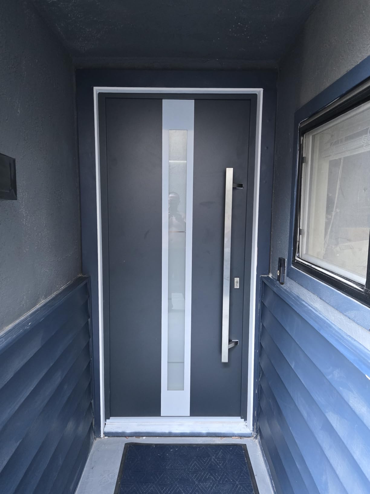 VDOMDOORS Modern Steel Front Exterior Door 36 x 80 inch | Prehung Insulated Security Entry Door with Frosted Glass Insert, Painted Gray Graphite, Right-Hand Inswing customer photo 2
