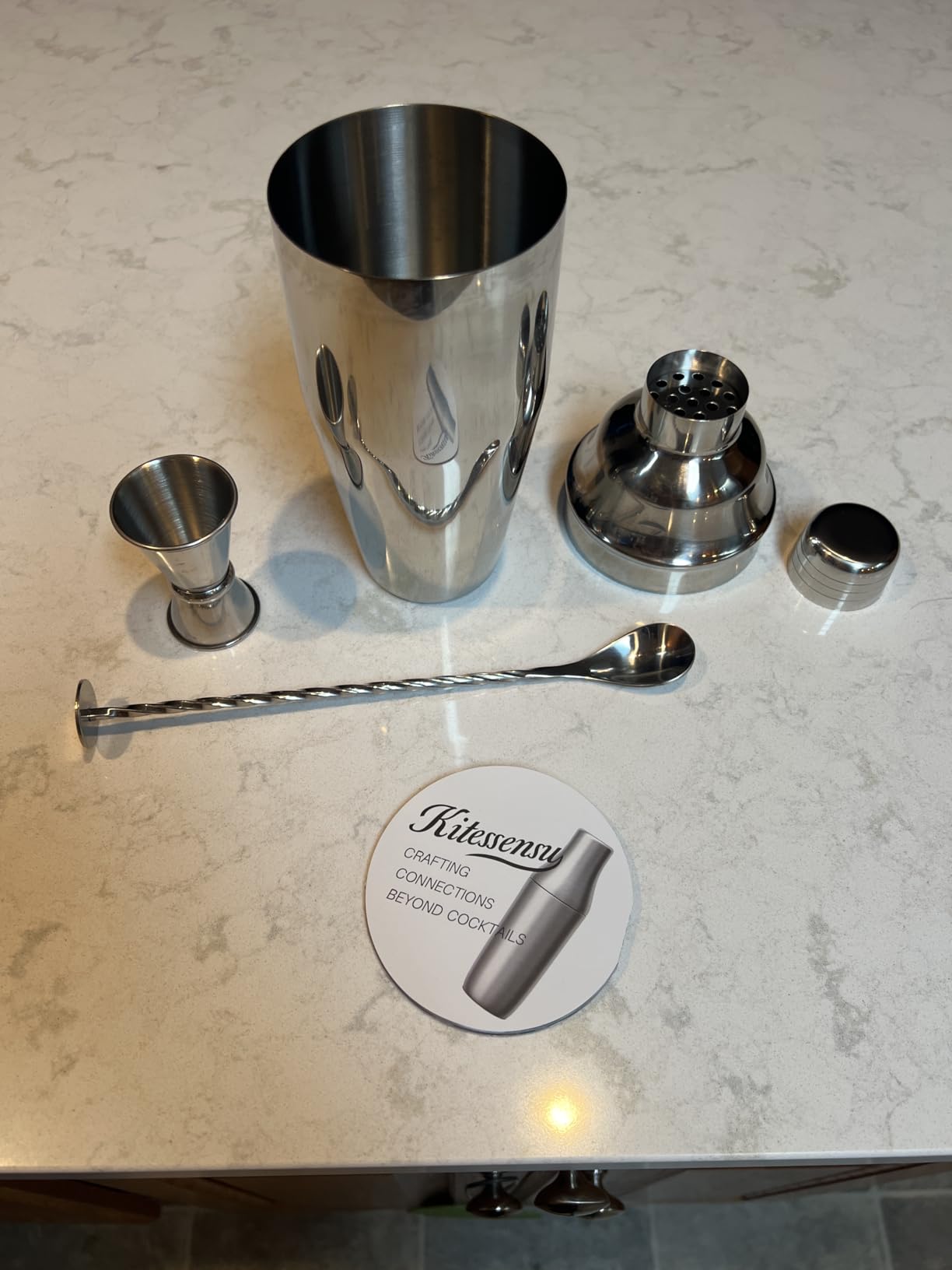 KITESSENSU 24oz Drink Shaker with Bartender Strainer customer photo 1
