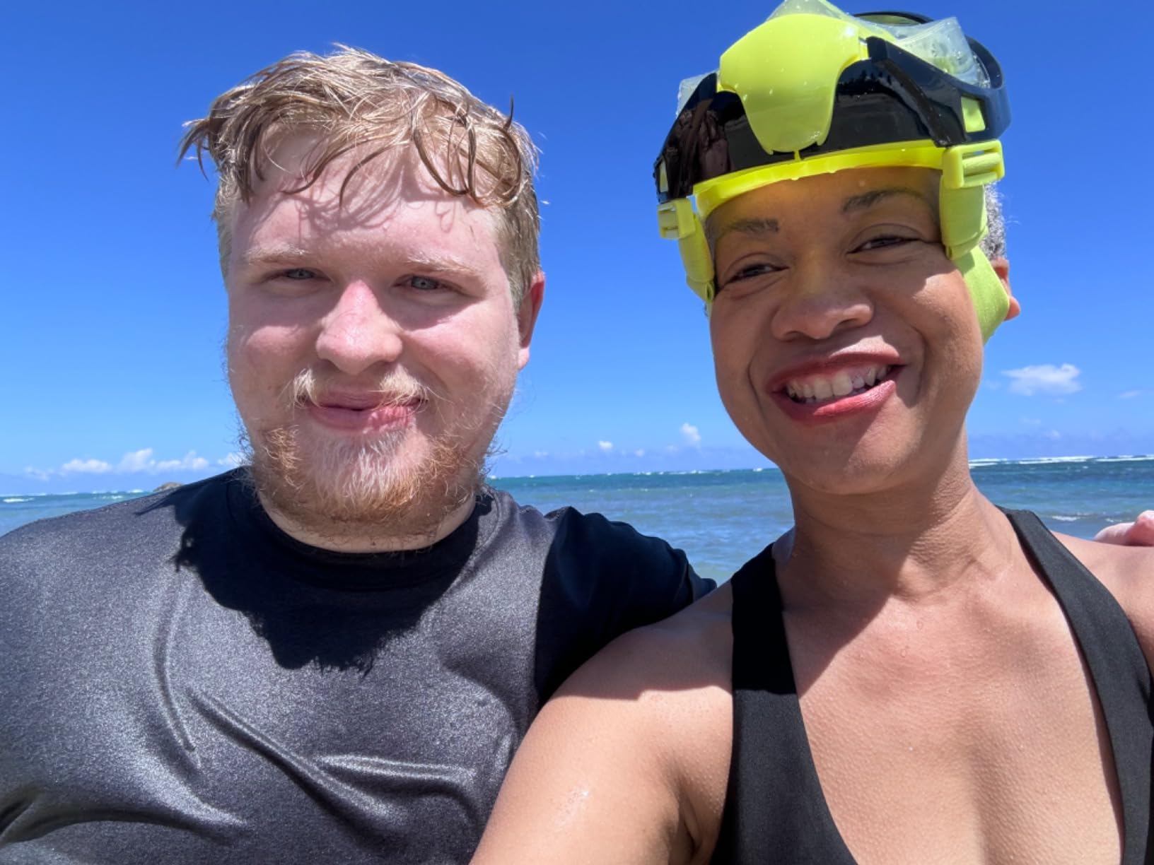 Greatever G2 Full Face Snorkel Mask with Latest Dry Top System, Foldable 180 Degree Panoramic View Snorkeling Mask with Camera Mount, Safe Breathing, Anti-Leak & Anti-Fog customer photo 1