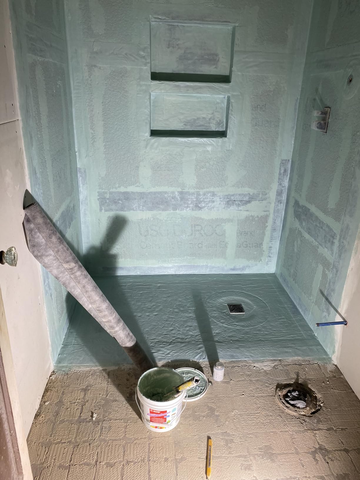 VEVOR Shower Curb Kit 38