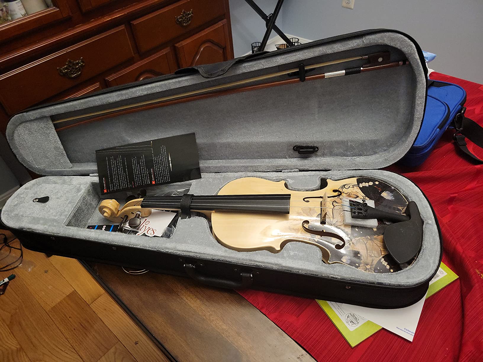 Aliyes Electric/Acoustic Violin Set for Beginners Special Designed Gift for Beginner with Hard Case,Bow,Extra Strings (4/4/Full-size) customer photo 1