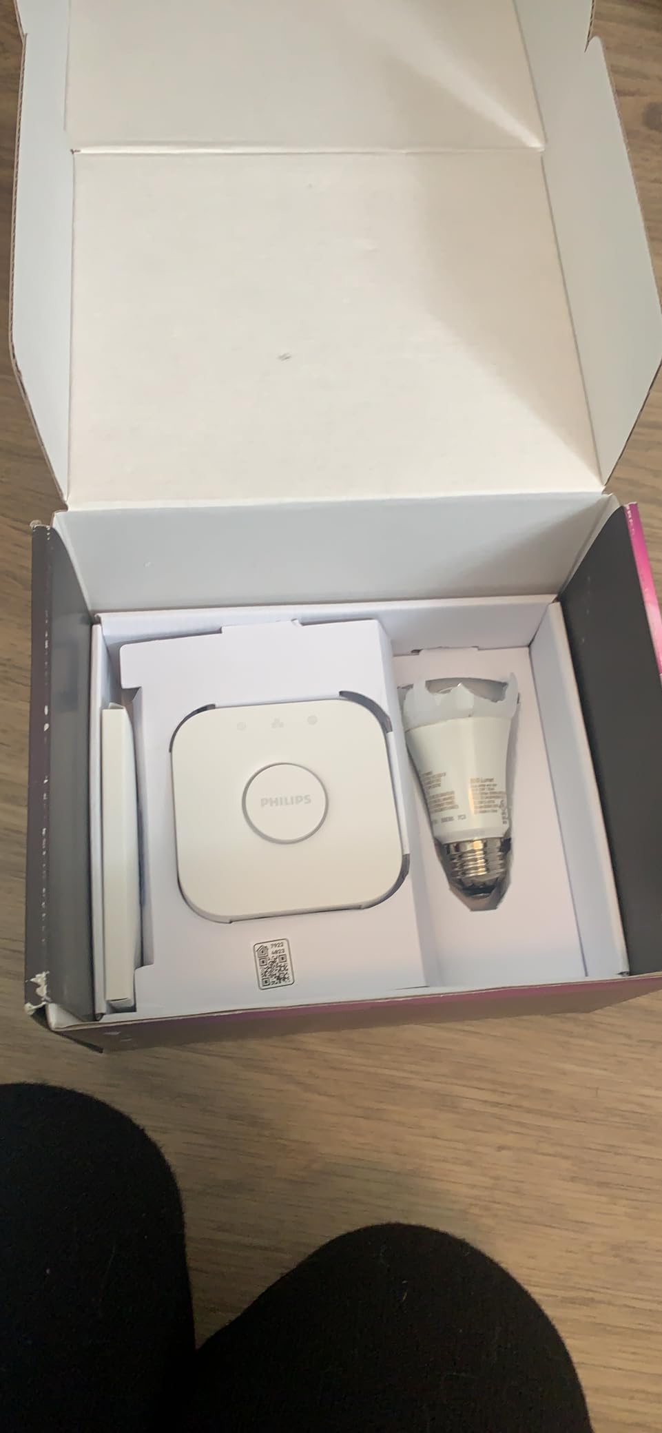 Philips Hue Smart Light Starter Kit - Includes (1) Bridge and (4) 75W A19 E26 LED Smart White and Color Ambiance Bulbs - Control with App - Compatible with Alexa, Google Assistant, and Apple HomeKit customer photo 2