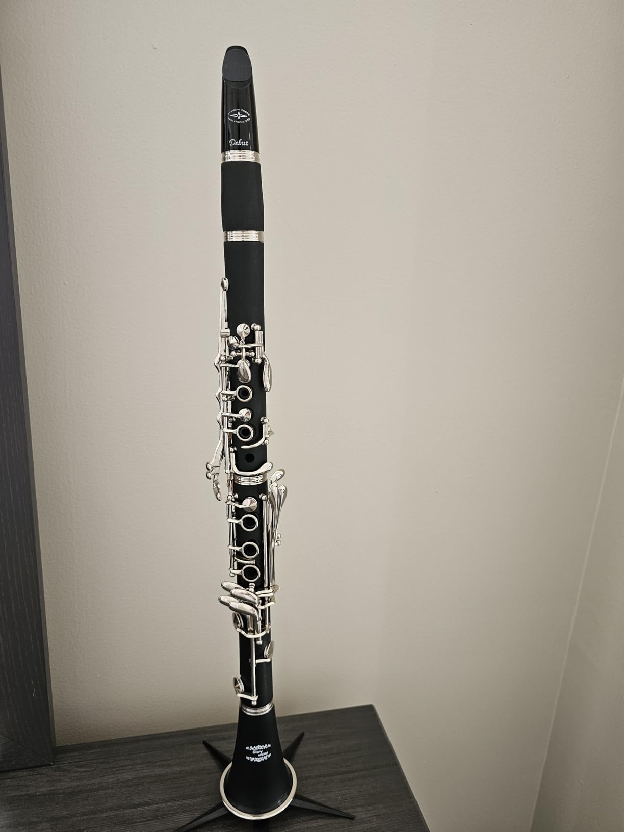 Glory GLY-PBK Professional Ebonite Bb Clarinet with 10 Reeds, Stand, Hard Case, Cleaning Cloth, Cork grease, Mouthpiece Brush and Pad Brush, Black customer photo 2