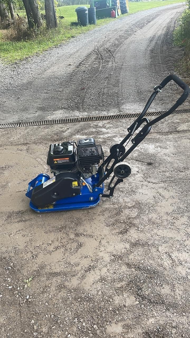 BILT HARD Plate Compactor Rammer, 6.5HP 196cc Gas Engine 5500 VPM 2500 lbs Compaction Force, 21 x 14.5 inch Plate, Ground Compactors for Paving Landscaping Sidewalk Patio, EPA Compliant customer photo 2