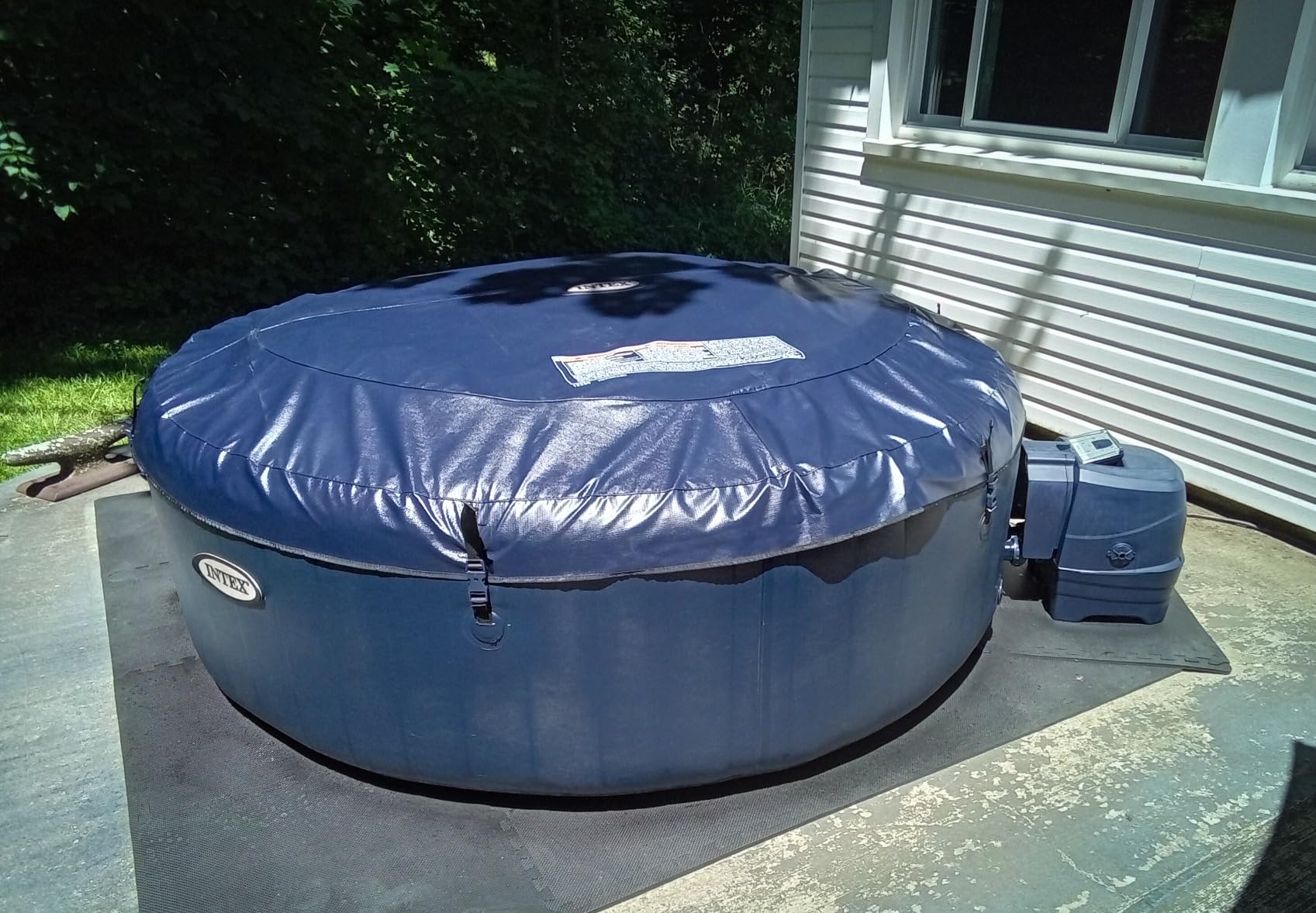 INTEX PureSpa 4 Person Inflatable Hot Tub with Energy-Efficient Spa Cover | 28429EP Bubble Massage: Built-in Hard Water Treatment, 77in x 28in - 2 Headrests & LED Light Included, Cobalt Blue customer photo 2