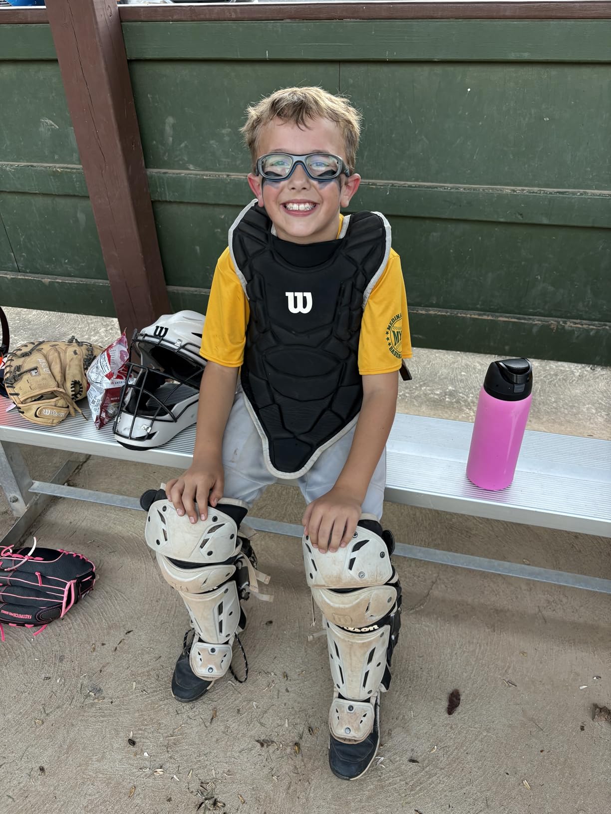 Wilson EZ Gear 2.0 Catcher's Gear Kit - Black, Large/X-Large customer photo 1
