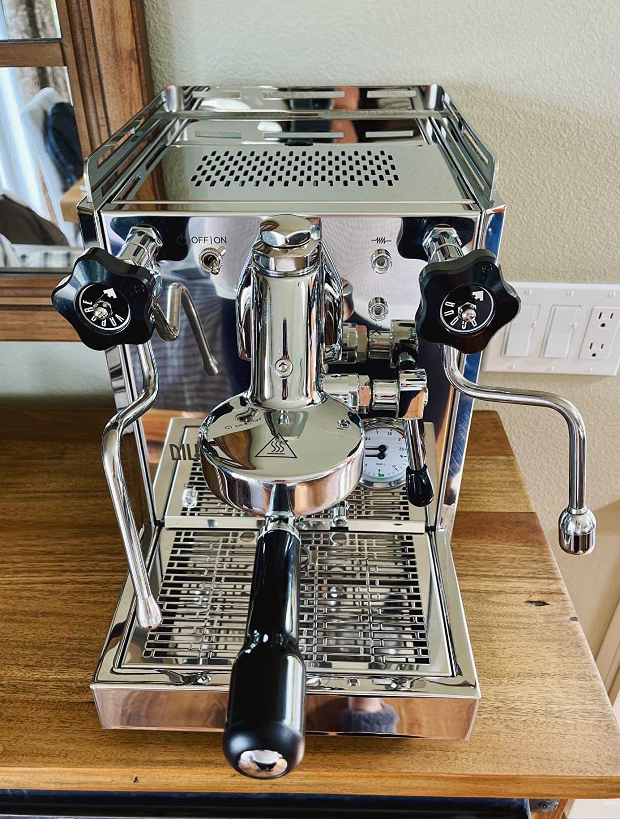 Diletta Bello Espresso Machine | Heat Exchanger | E61 | Manual Control | 3 Liter | Made In Italy | (Stainless Steel) customer photo 2