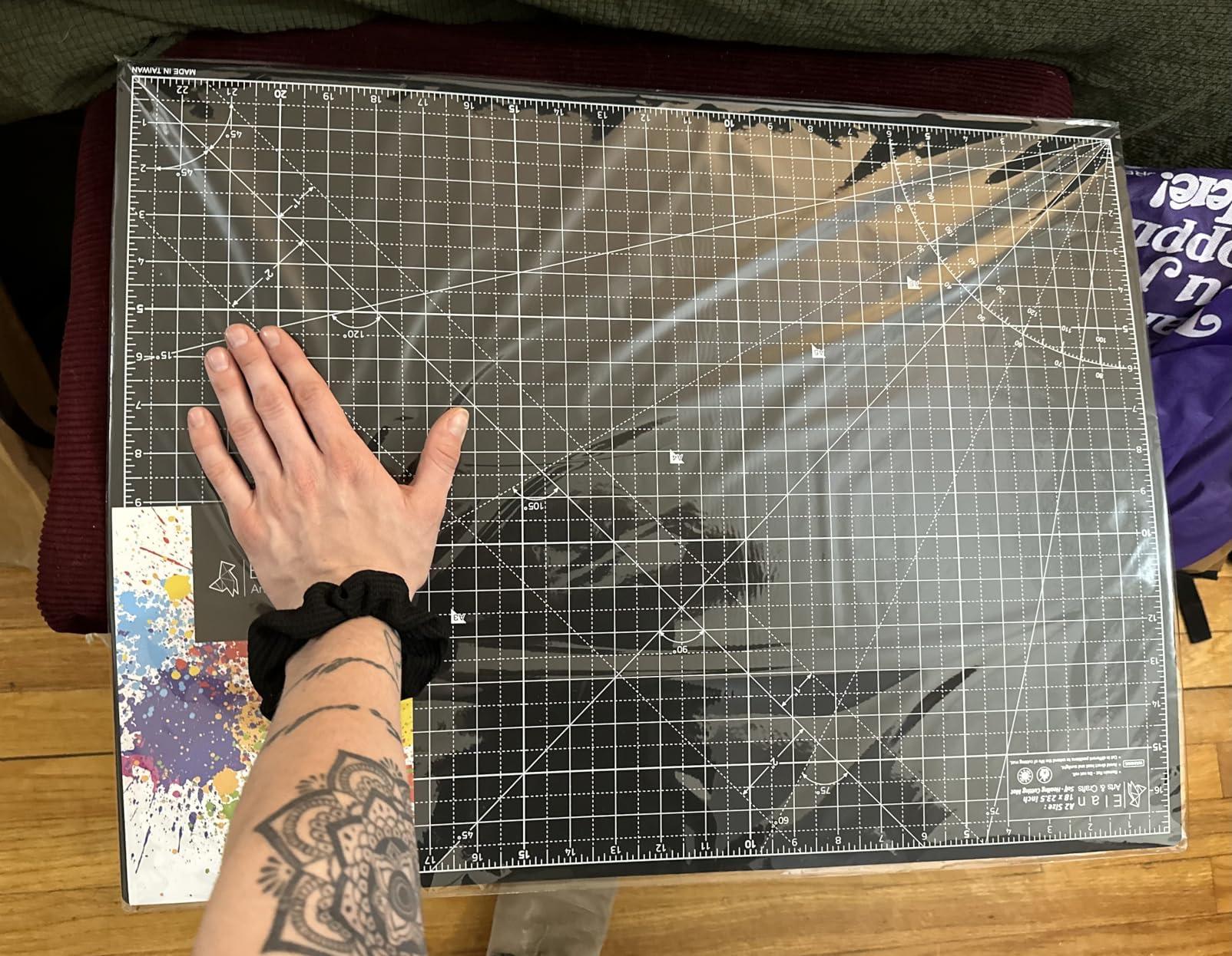 Elan Cutting Mat A1 Black & Taupe, Large Self Healing Cutting Mat 24 x 36 Inch, 5-Ply Craft Board Black, Hobby Board for Crafts 24x36 Inch customer photo 2