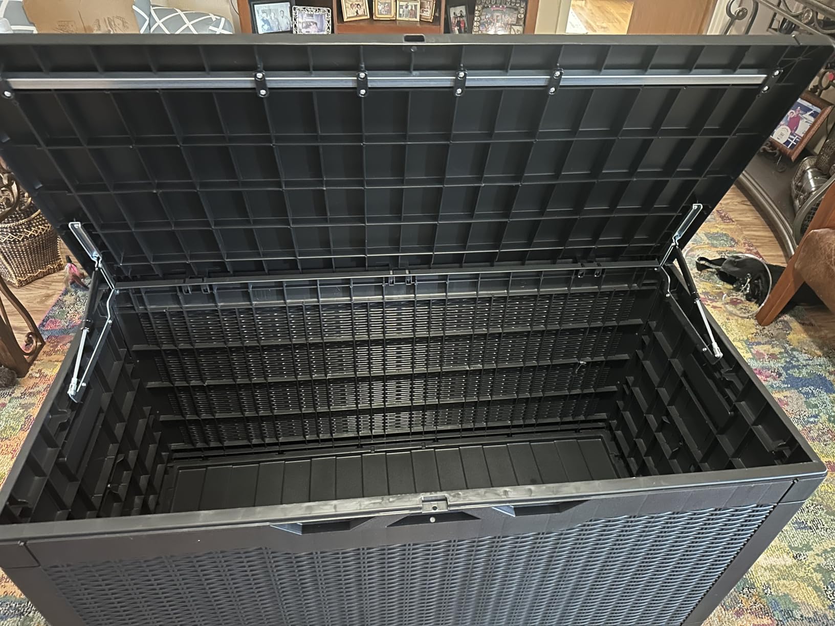 Devoko 100 Gallon Waterproof Large Resin Deck Box Indoor Outdoor Lockable Storage Container for Patio Furniture Cushions Garden Tools (100 Gallon, Black) customer photo 1