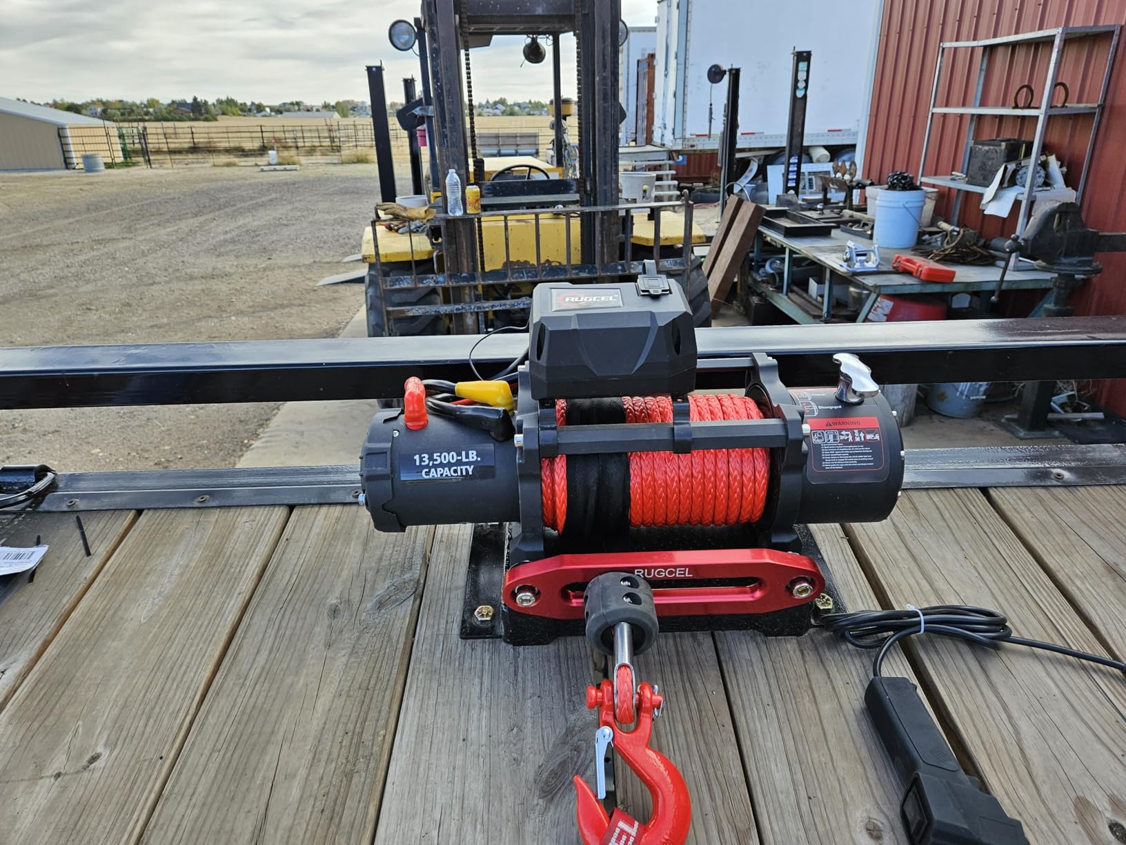 RUGCEL WINCH 13500lb Waterproof Electric Truck Winch 12V Synthetic Rope Winch with Hawse Fairlead,Wired Handle and 2 Wireless Remote,for Trailer and Wrangler in Car Lift customer photo 1