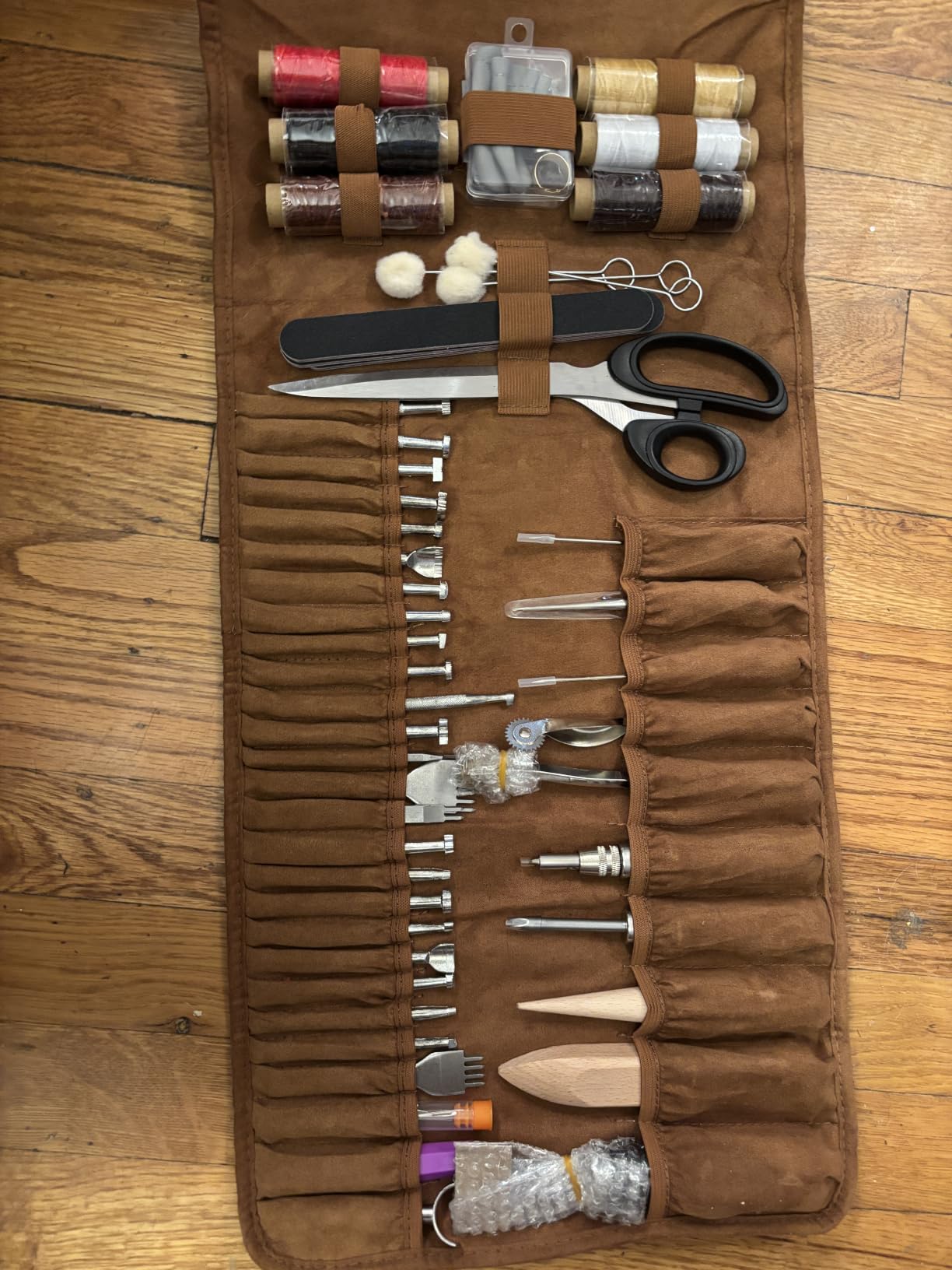 TLKKUE Leather Working Tools Leather Craft Tools for Carving Stamping | Sewing Punching Cutting with Custom Storage Bag Professional Tooling Kit for Crafting, Repair & DIY Projects customer photo 1
