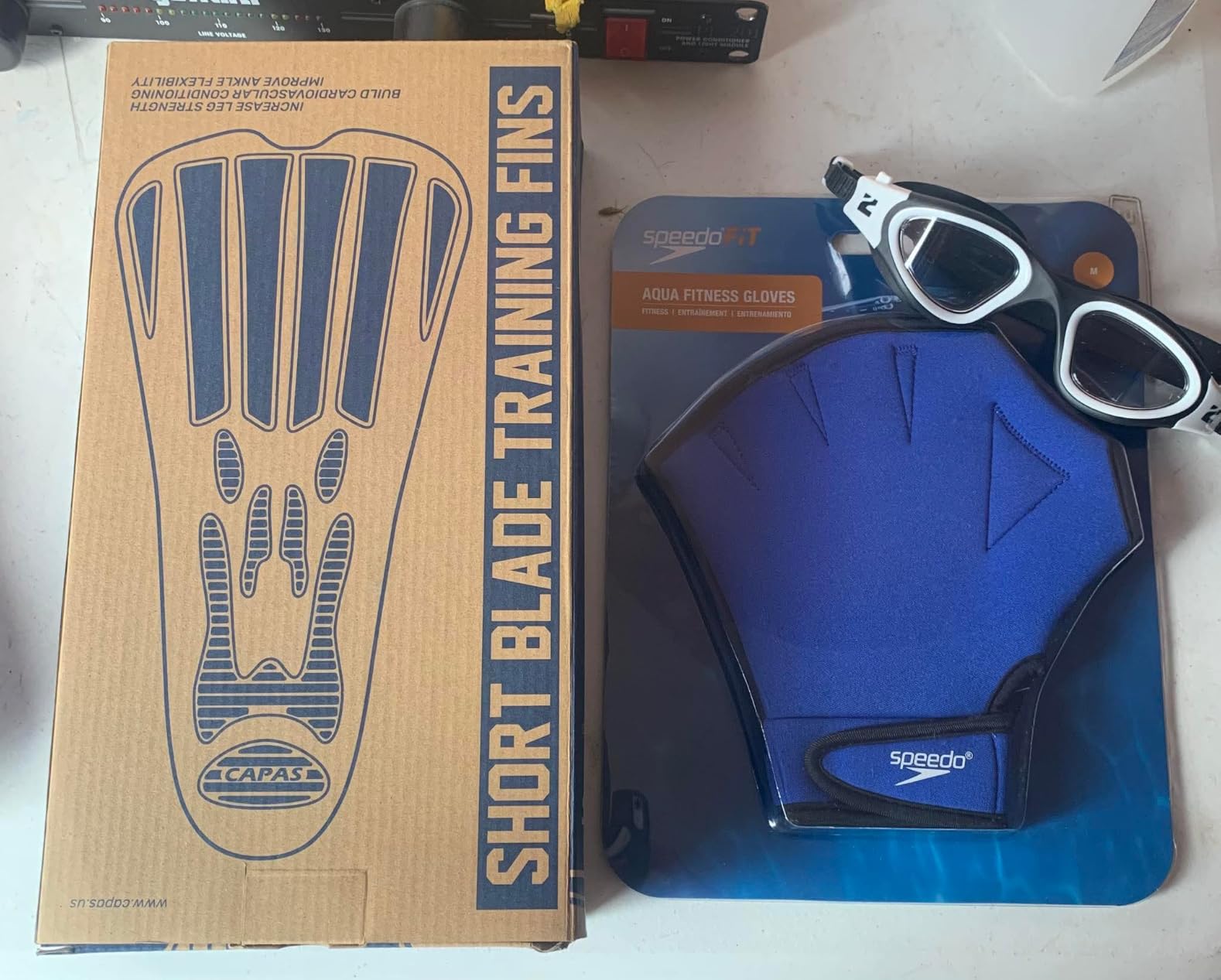 CAPAS Swim Training Fins, Short Blade Pool Lap Swimming Fins with Mesh Bag | Comfortable Floating Flippers for Adult Men Women Swimmers of All Levels Build Leg Strength and Improve Ankle Flexibility customer photo 2